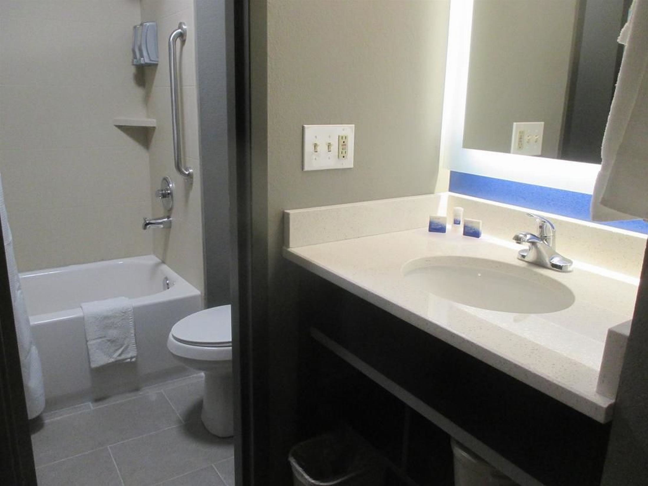 Best Western Plus Bowling Green