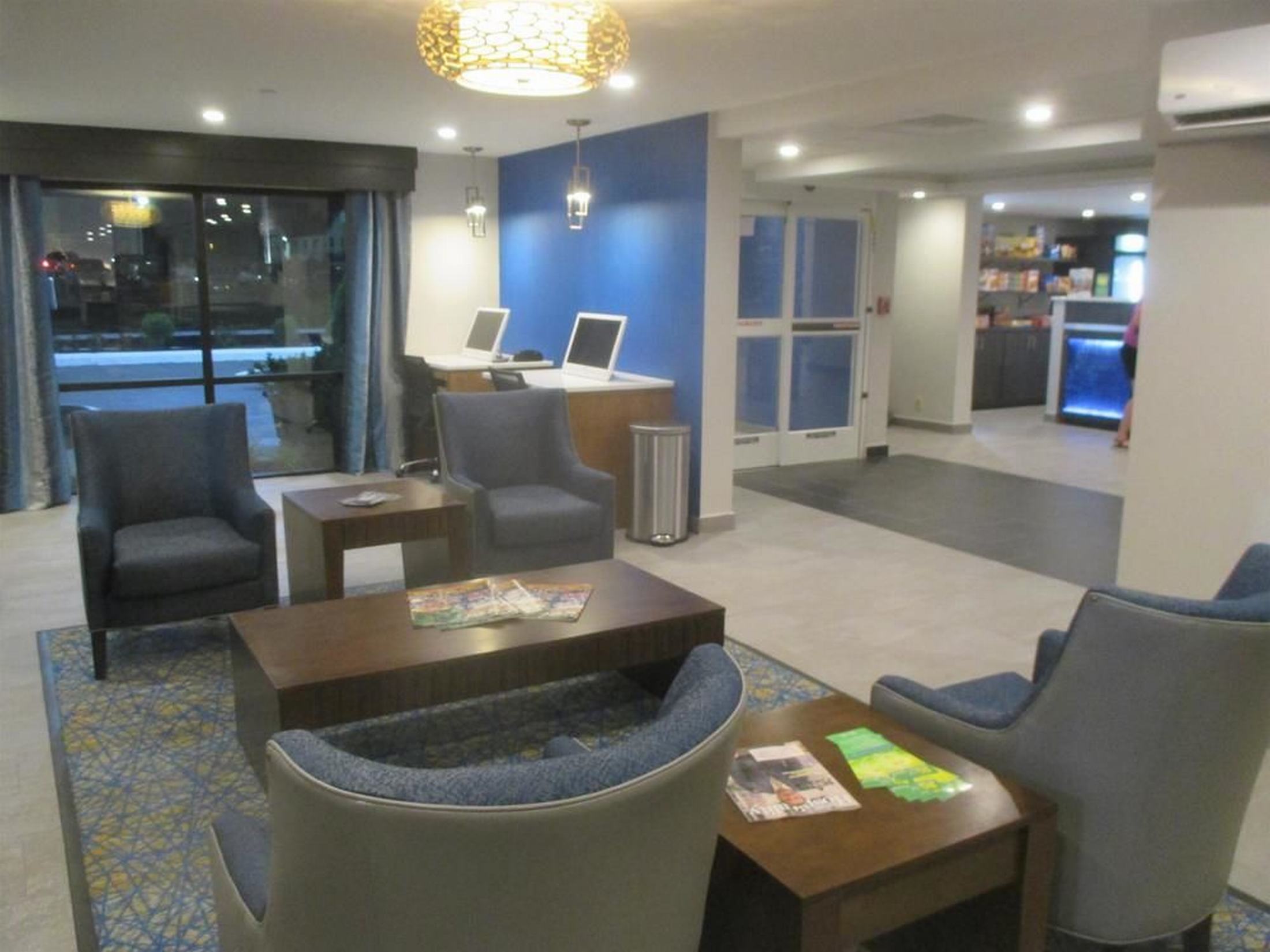 Best Western Plus Bowling Green