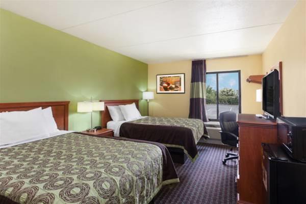 Days Inn by Wyndham Bowling Green