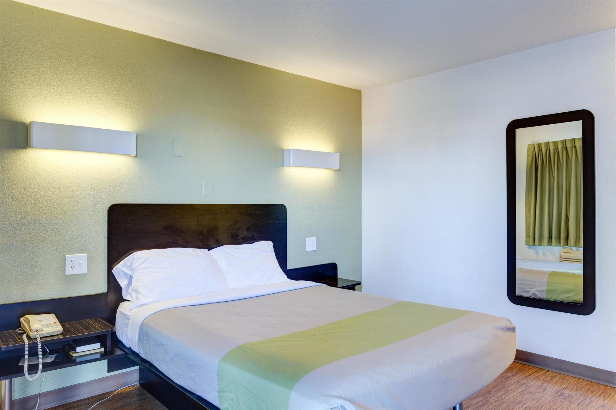 Americas Best Value Inn Bowling Green