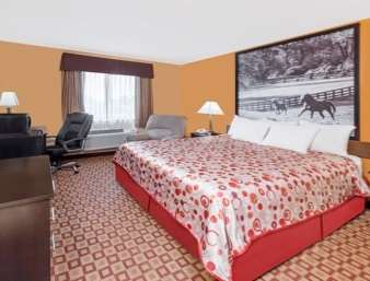 Super 8 by Wyndham Bowling Green South