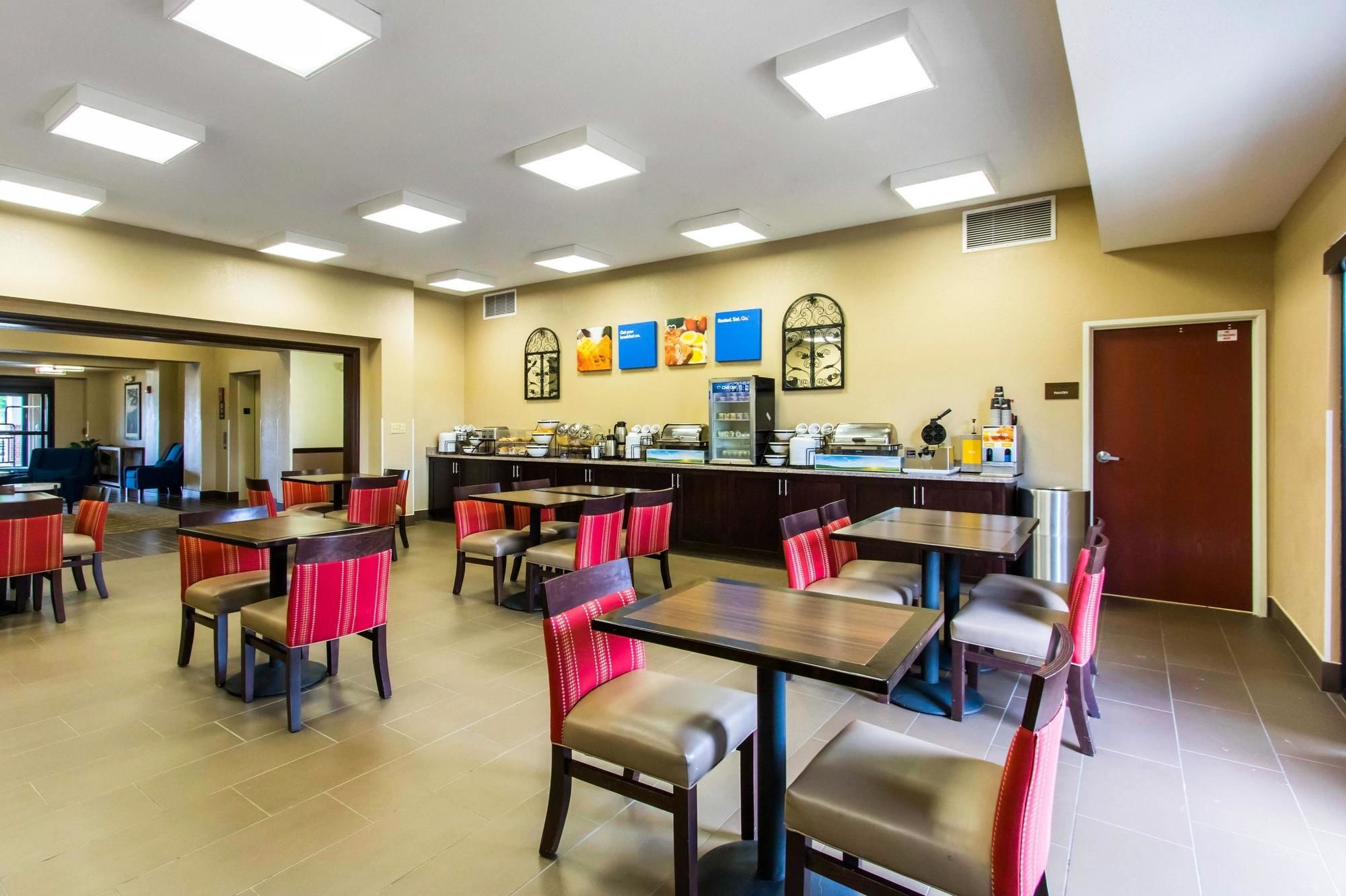 Comfort Inn & Suites