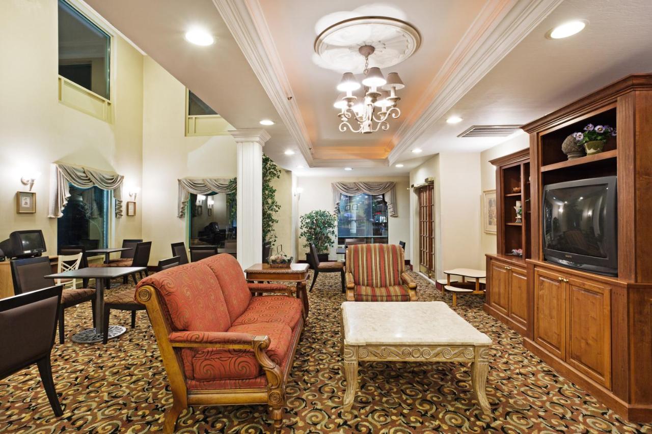 Holiday Inn Express & Suites Corbin