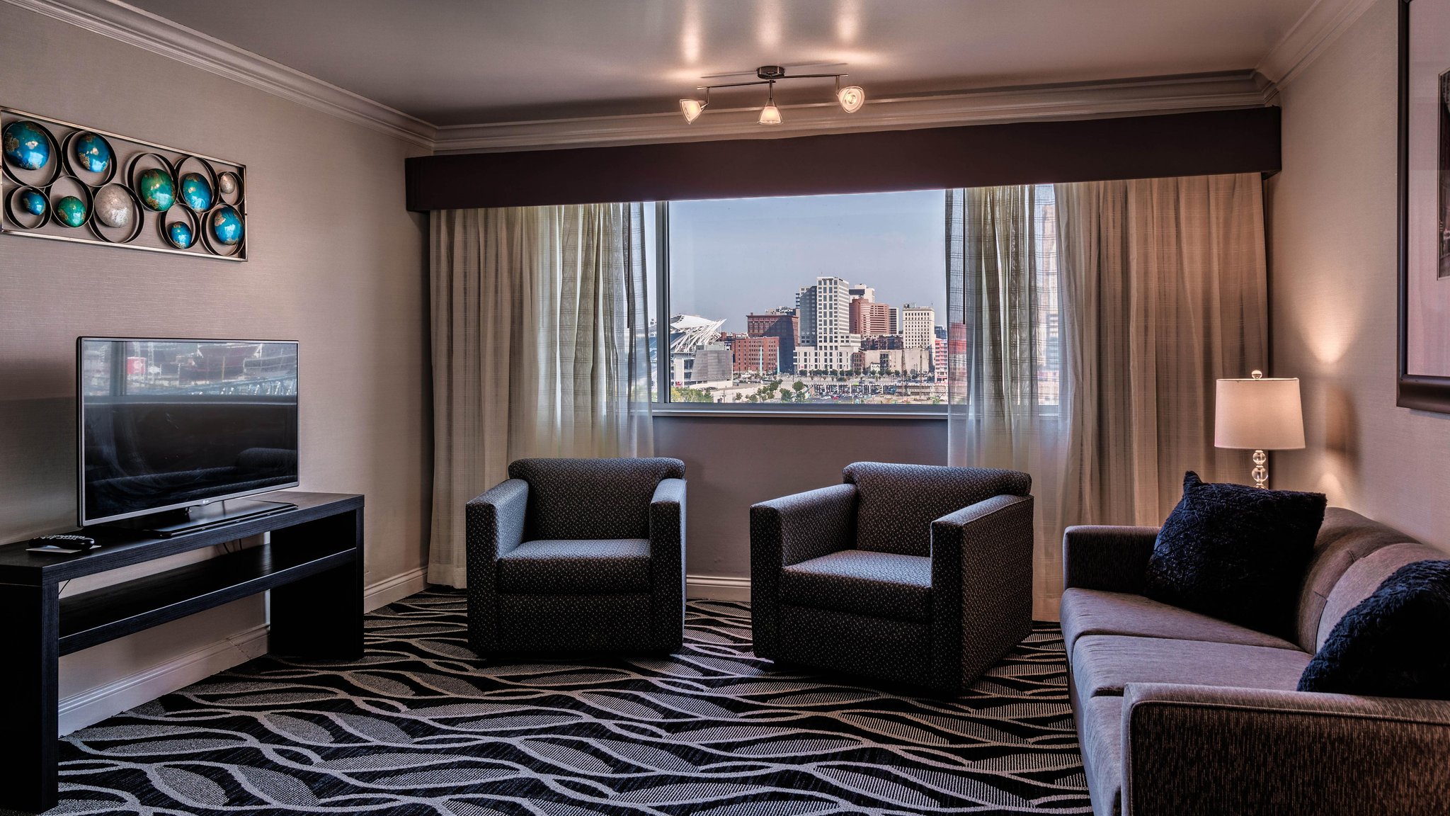 Embassy Suites by Hilton Cincinnati RiverCenter