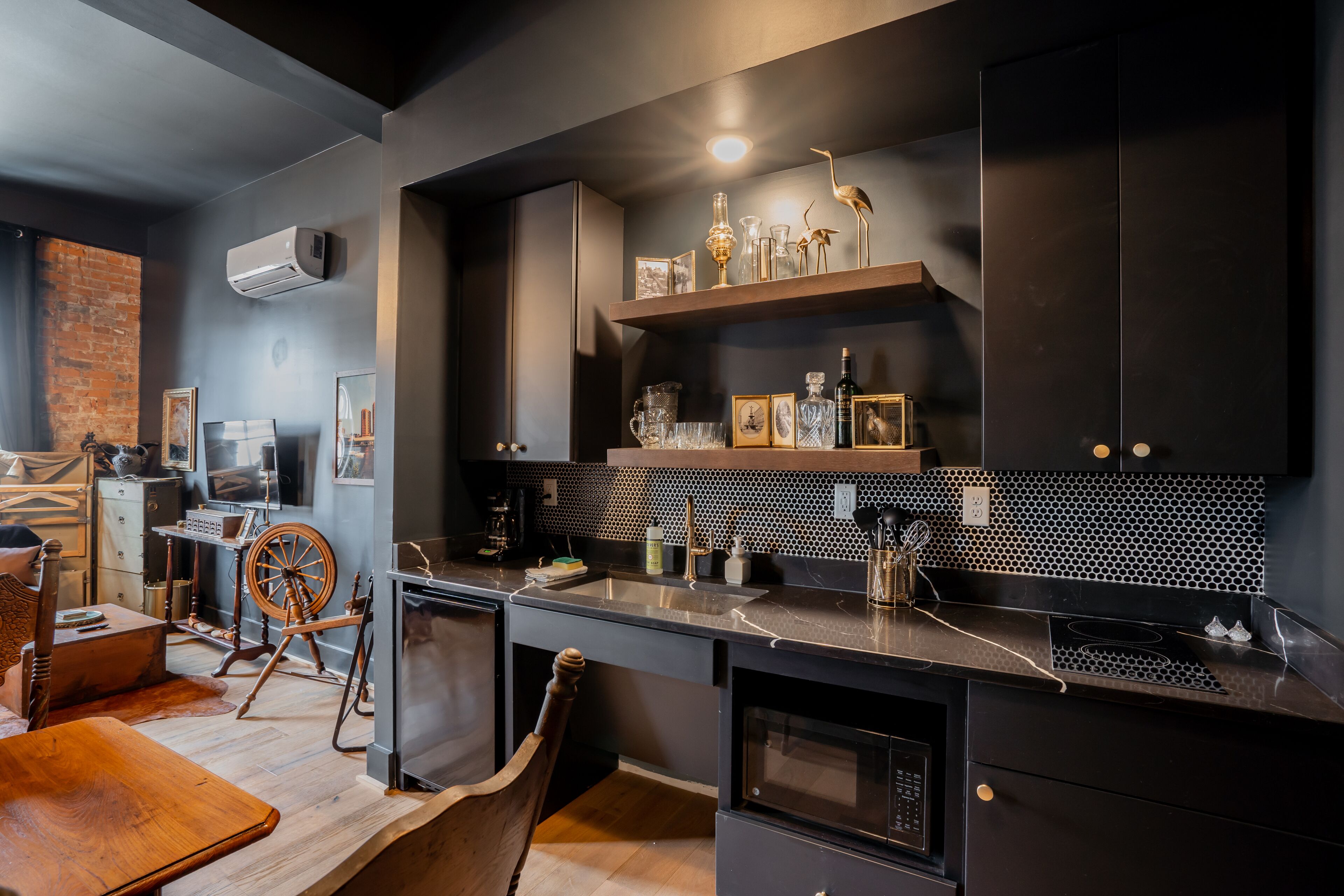 The Pickle Factory Hotel By Neat Suites