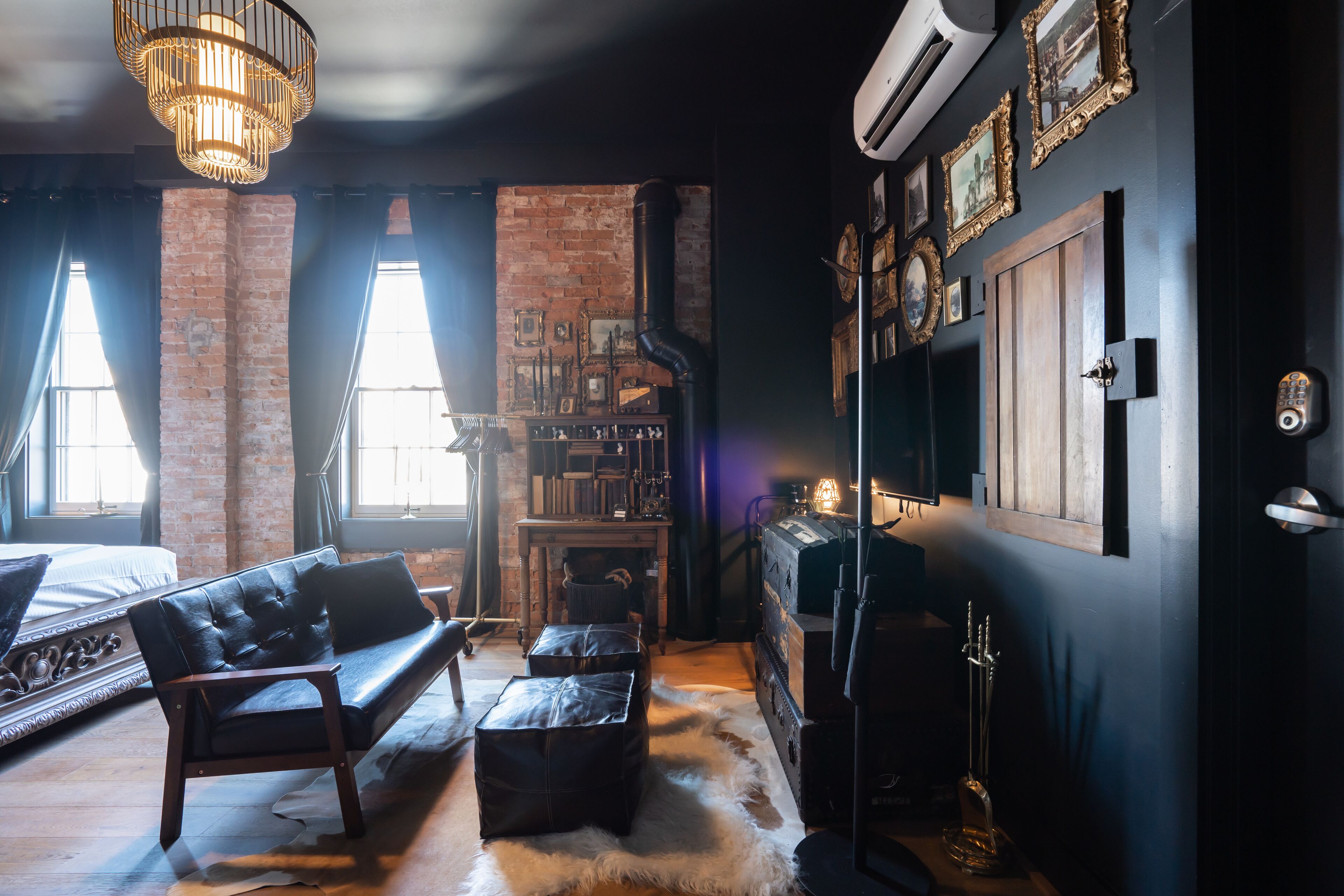 The Pickle Factory Hotel By Neat Suites