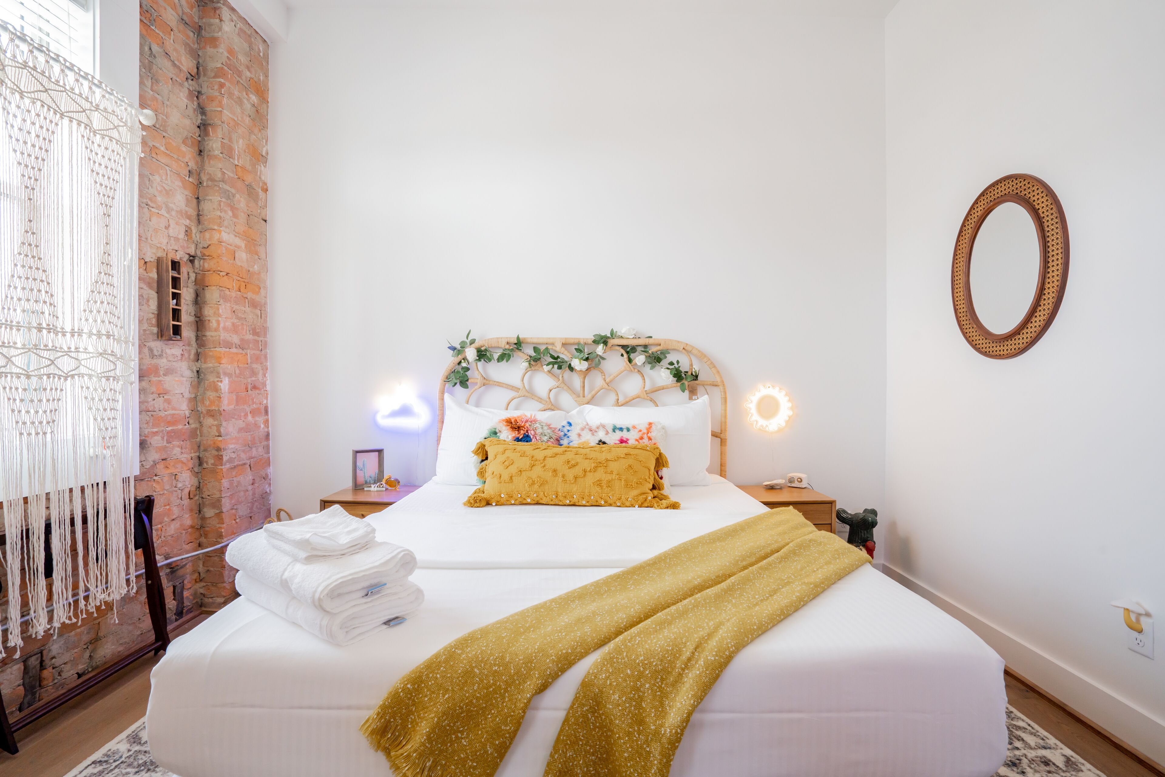 The Pickle Factory Hotel By Neat Suites