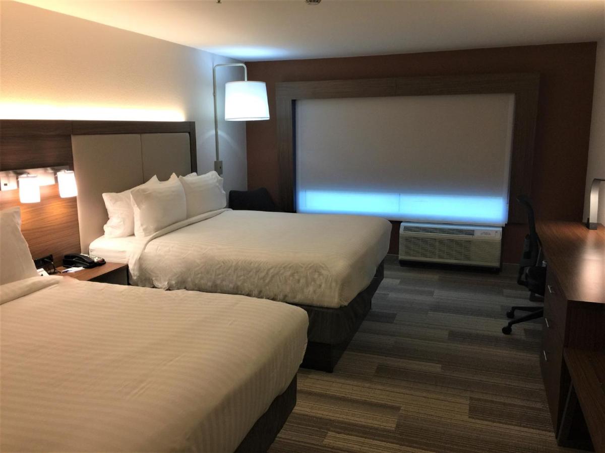 Holiday Inn Express & Suites DANVILLE