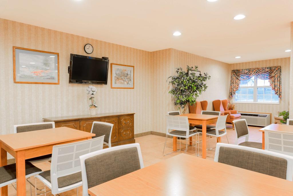 Microtel Inn & Suites by Wyndham Dry Ridge