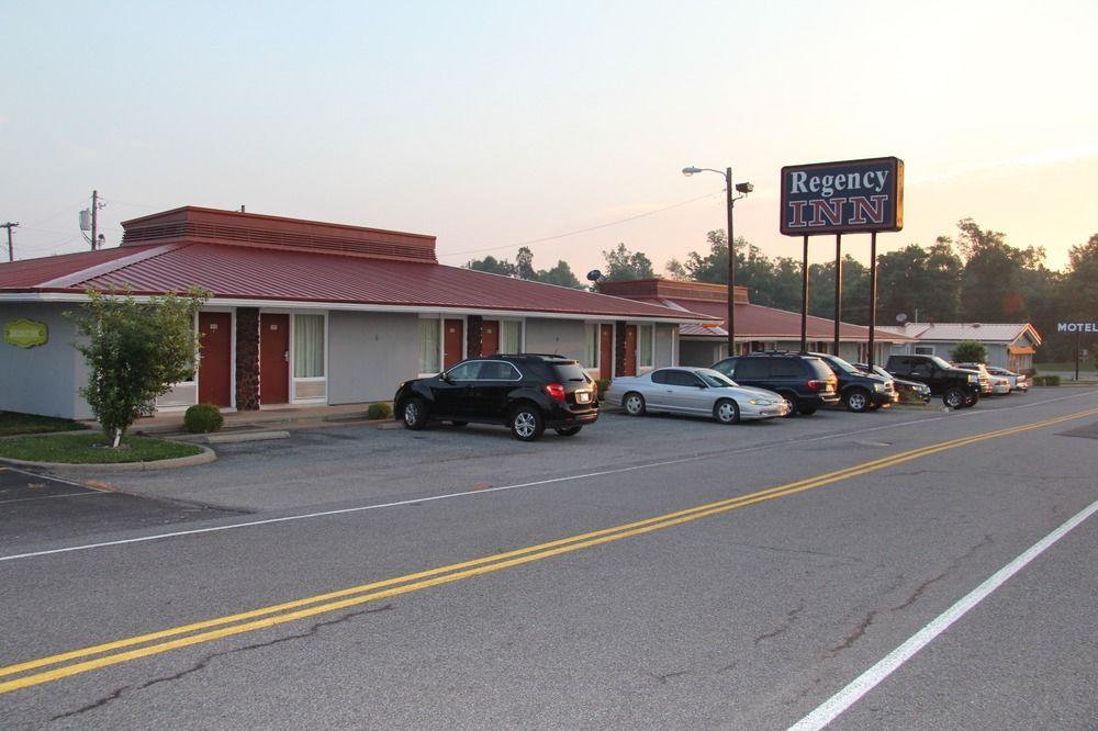 Regency Inn Eddyville