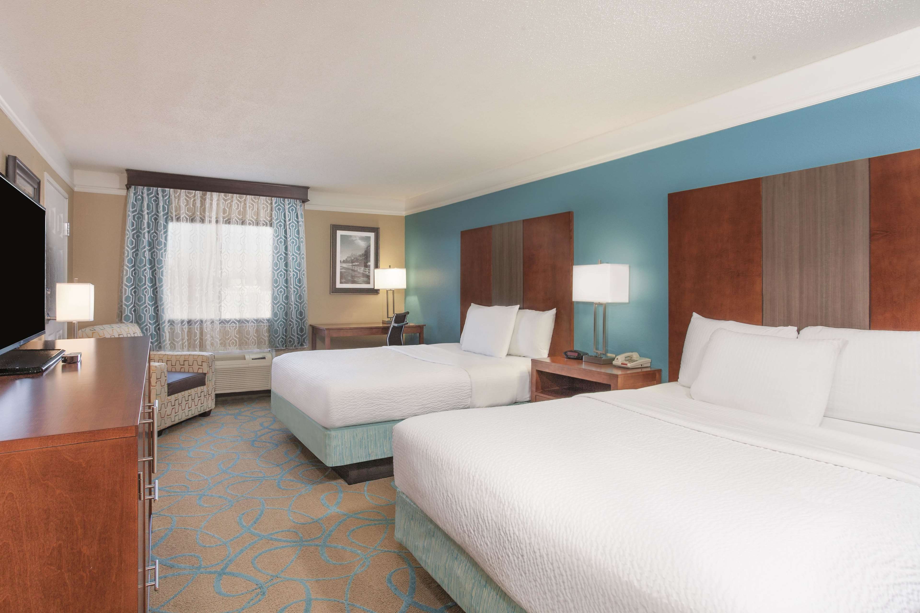 La Quinta Inn & Suites Elizabethtown