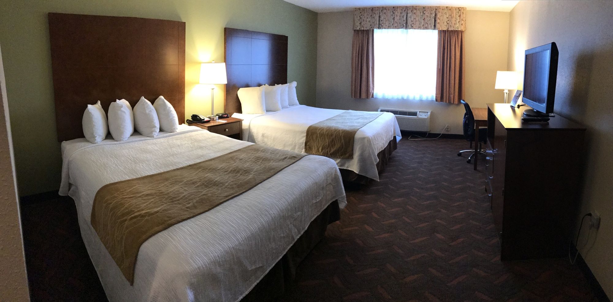 Greenfield Inn & Suites Elizabethtown, KY I65 Exit 94