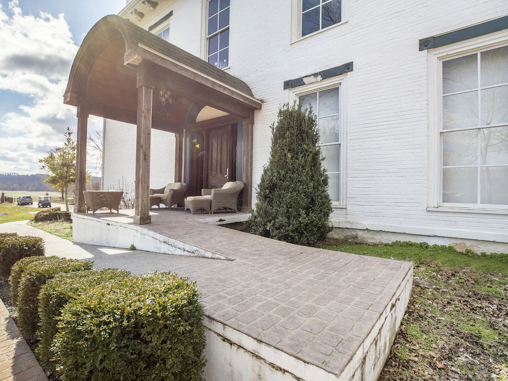 Hotel Falls Of Rough KY Route 110 by OYO Rooms