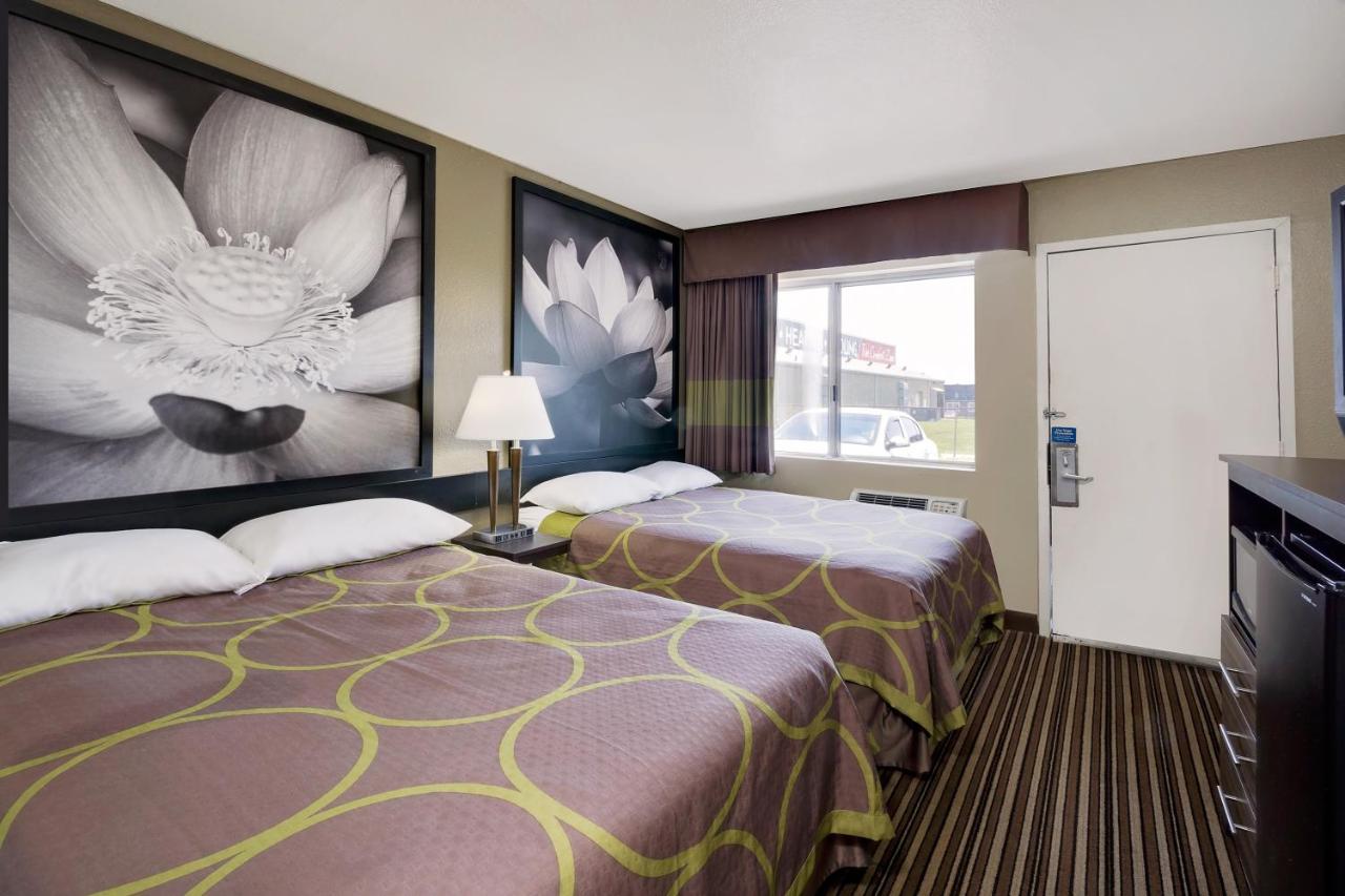 Super 8 by Wyndham Florence