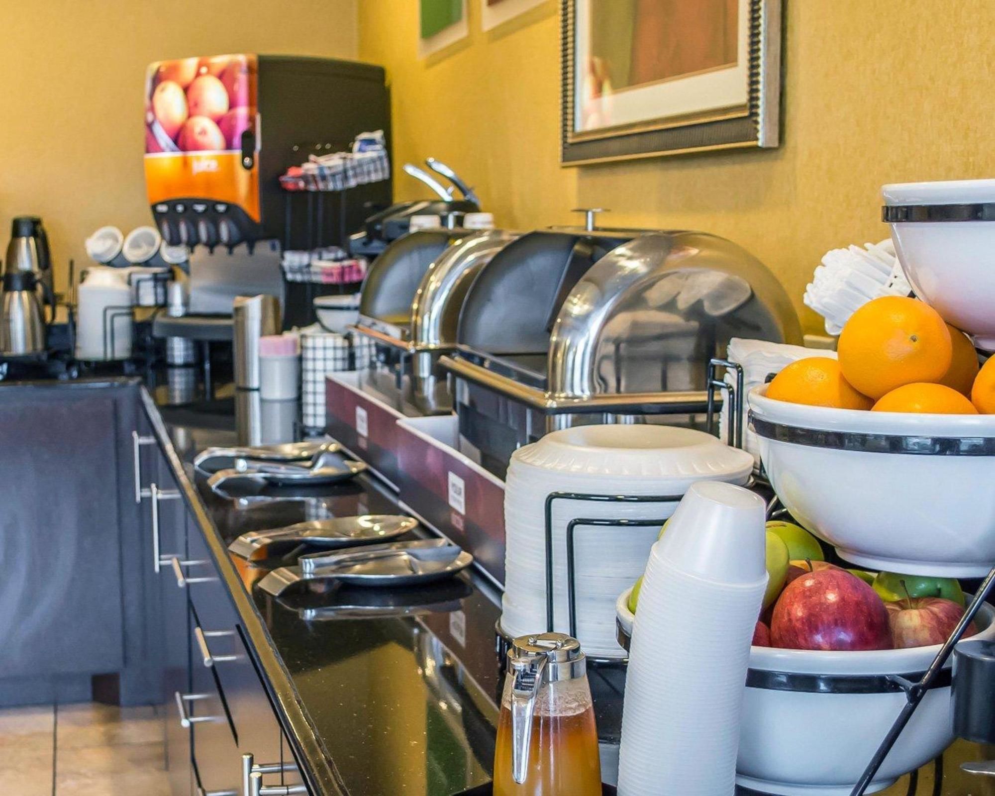 Comfort Inn & Suites