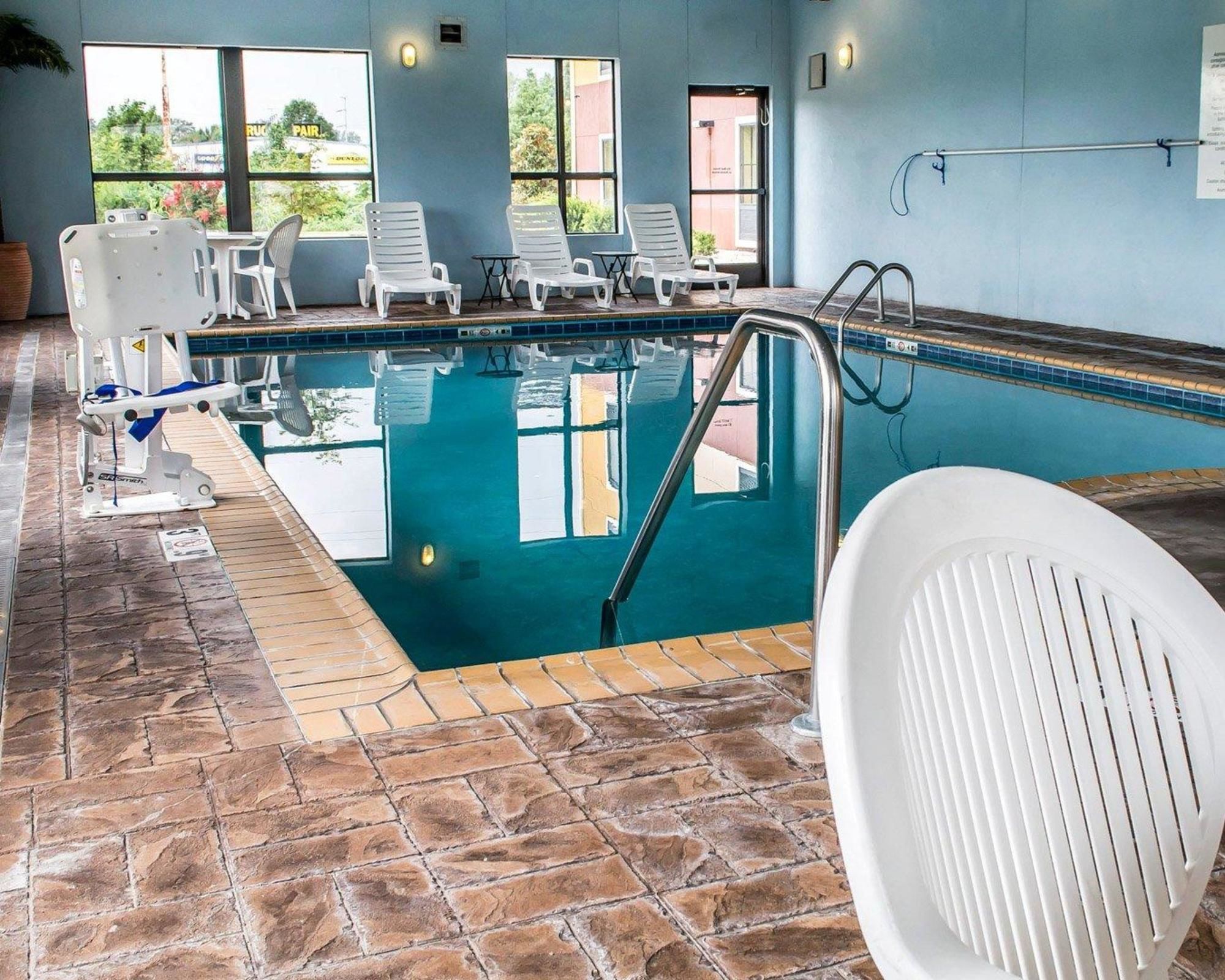 Comfort Inn & Suites