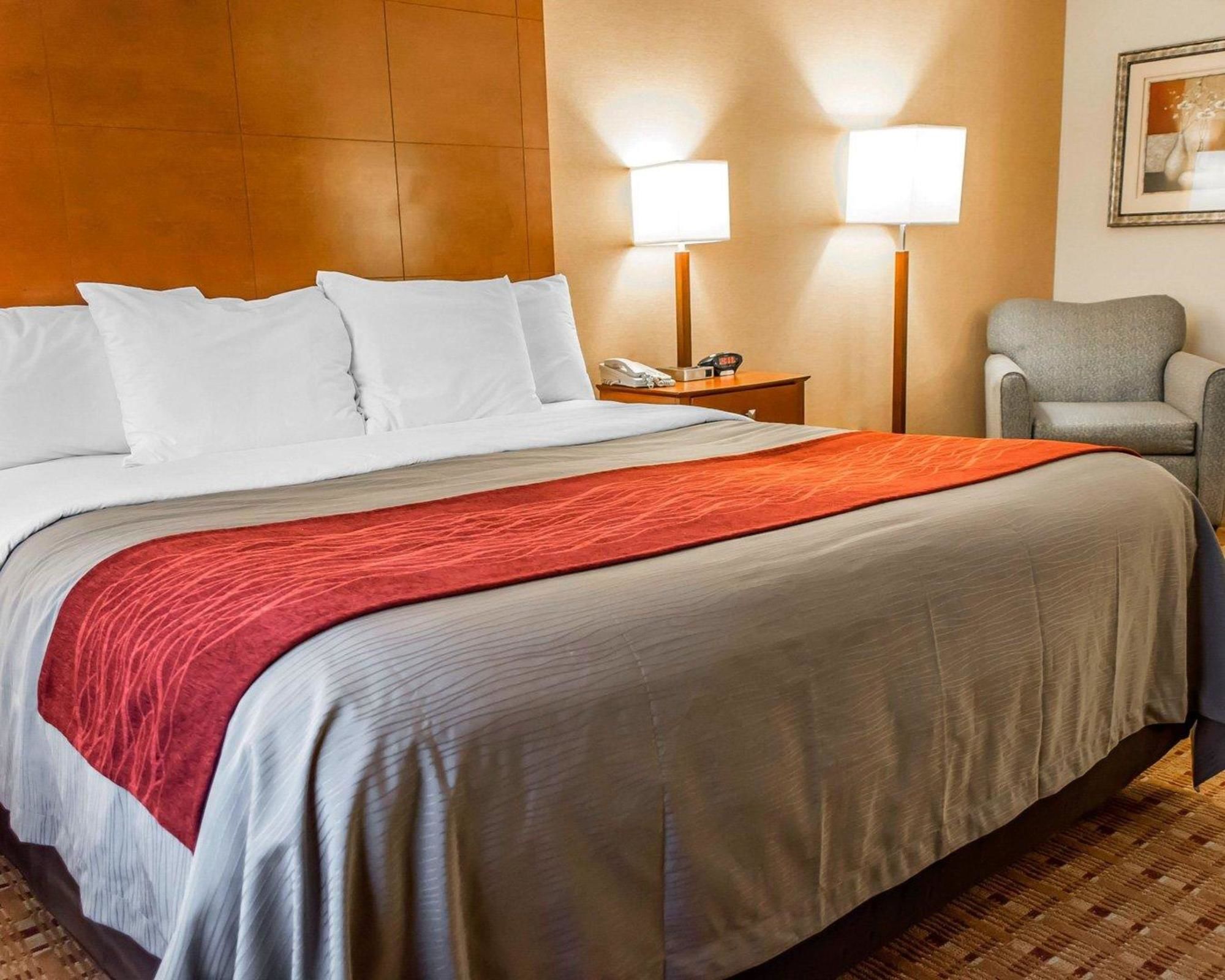 Comfort Inn & Suites