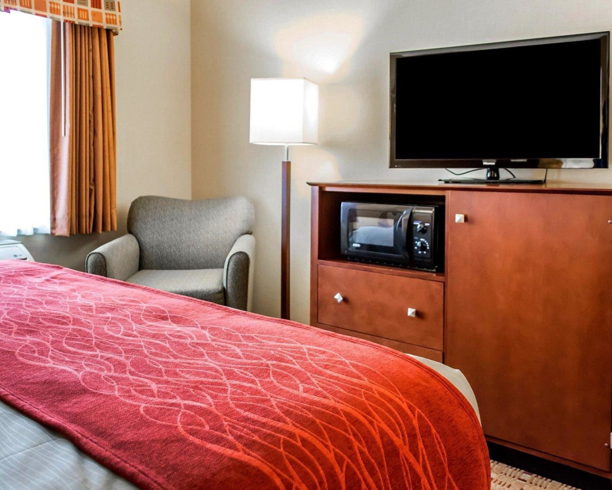Comfort Inn & Suites