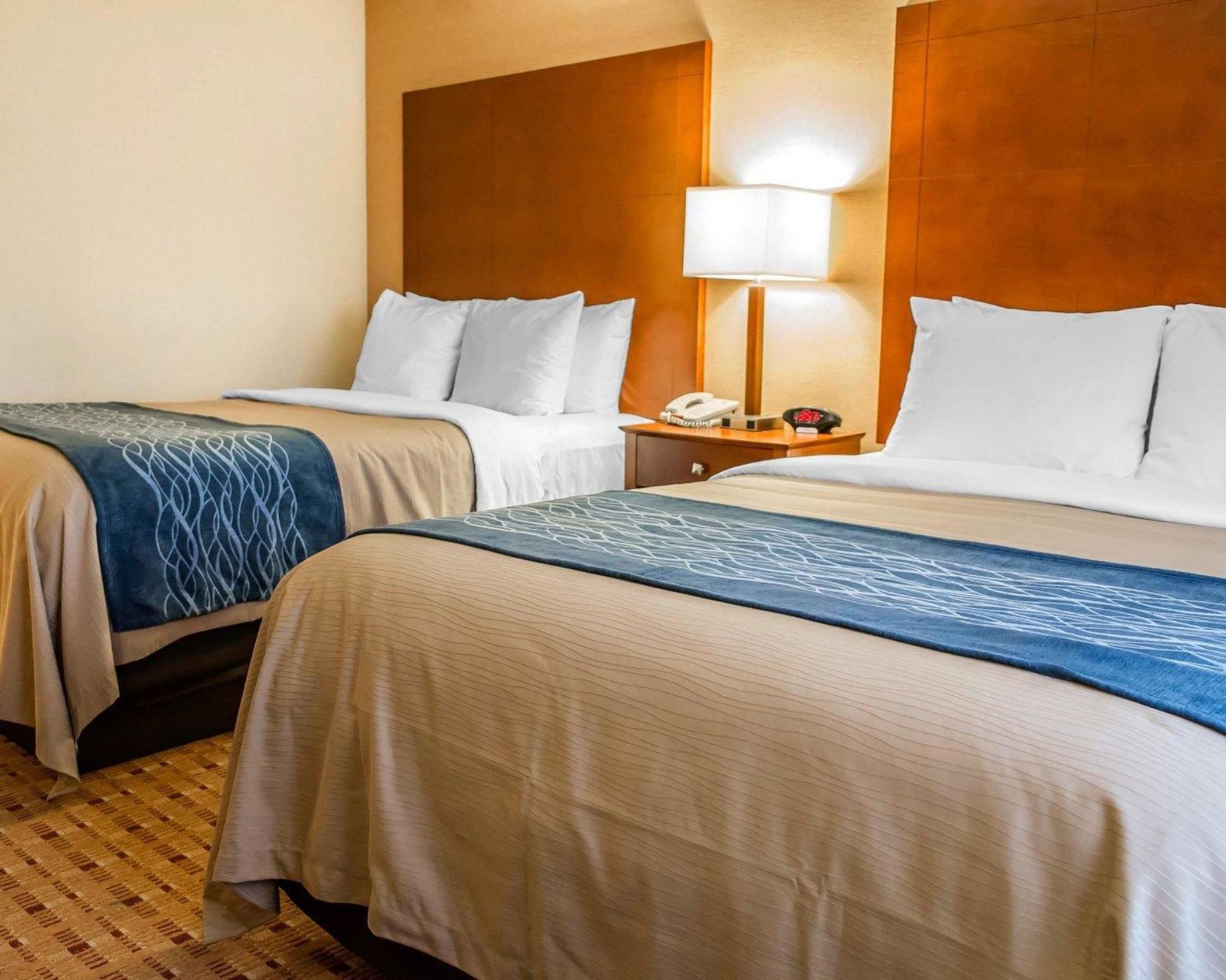 Comfort Inn & Suites