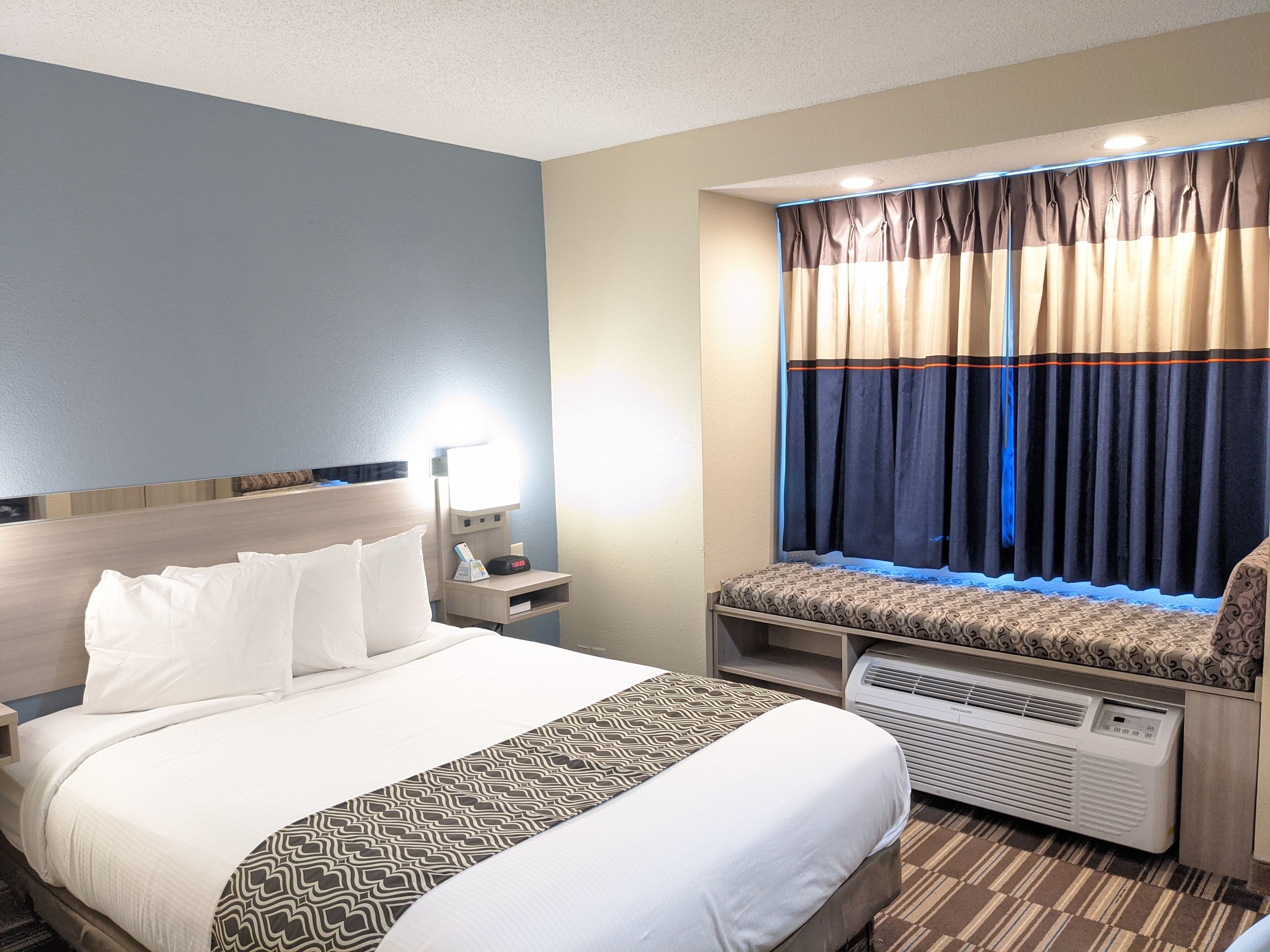 Microtel Inn & Suites by Wyndham Georgetown