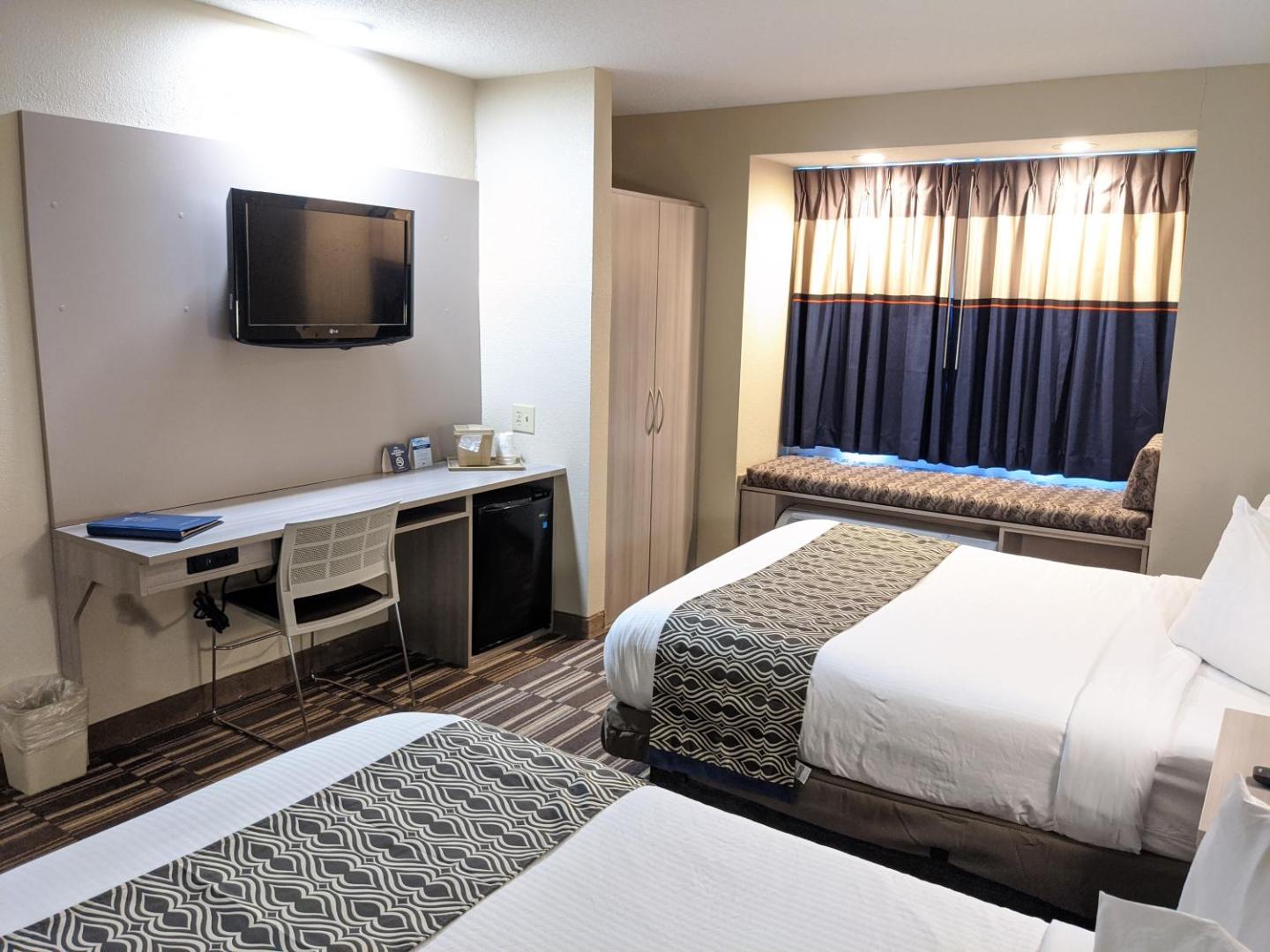 Microtel Inn & Suites by Wyndham Georgetown