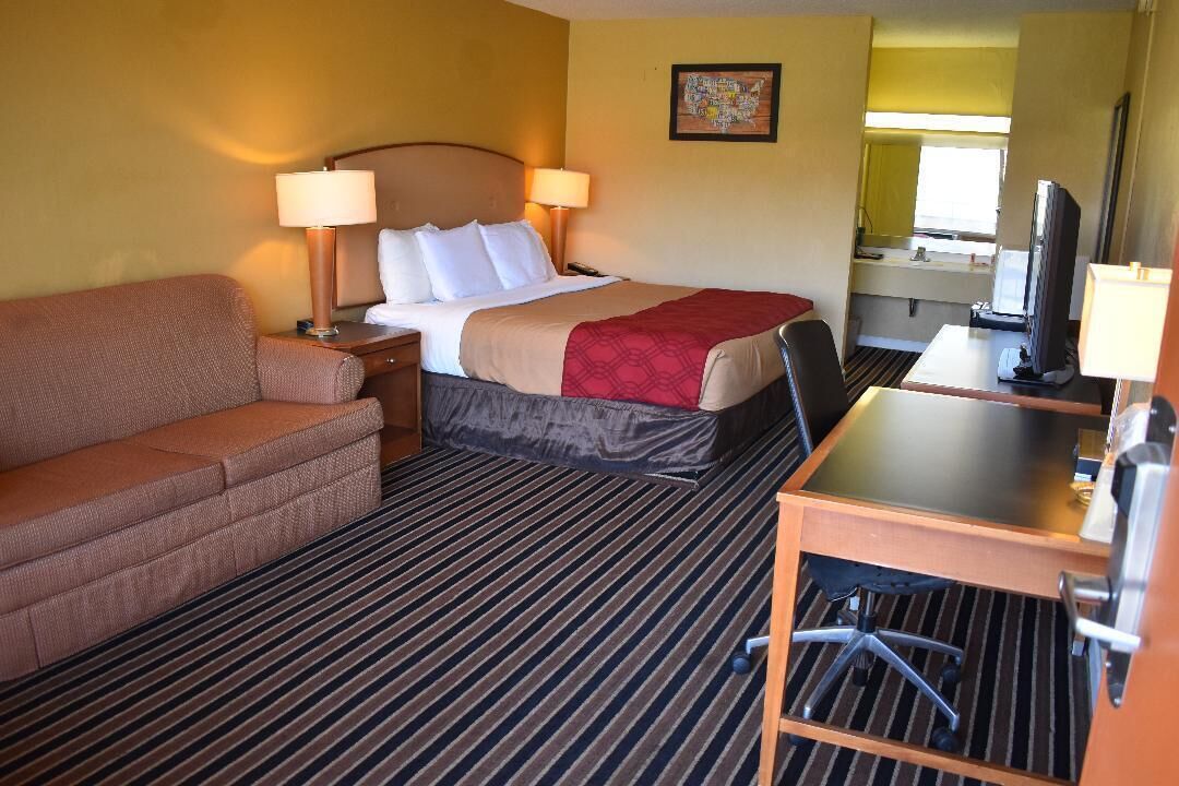 AmeriVu Inn & Suites