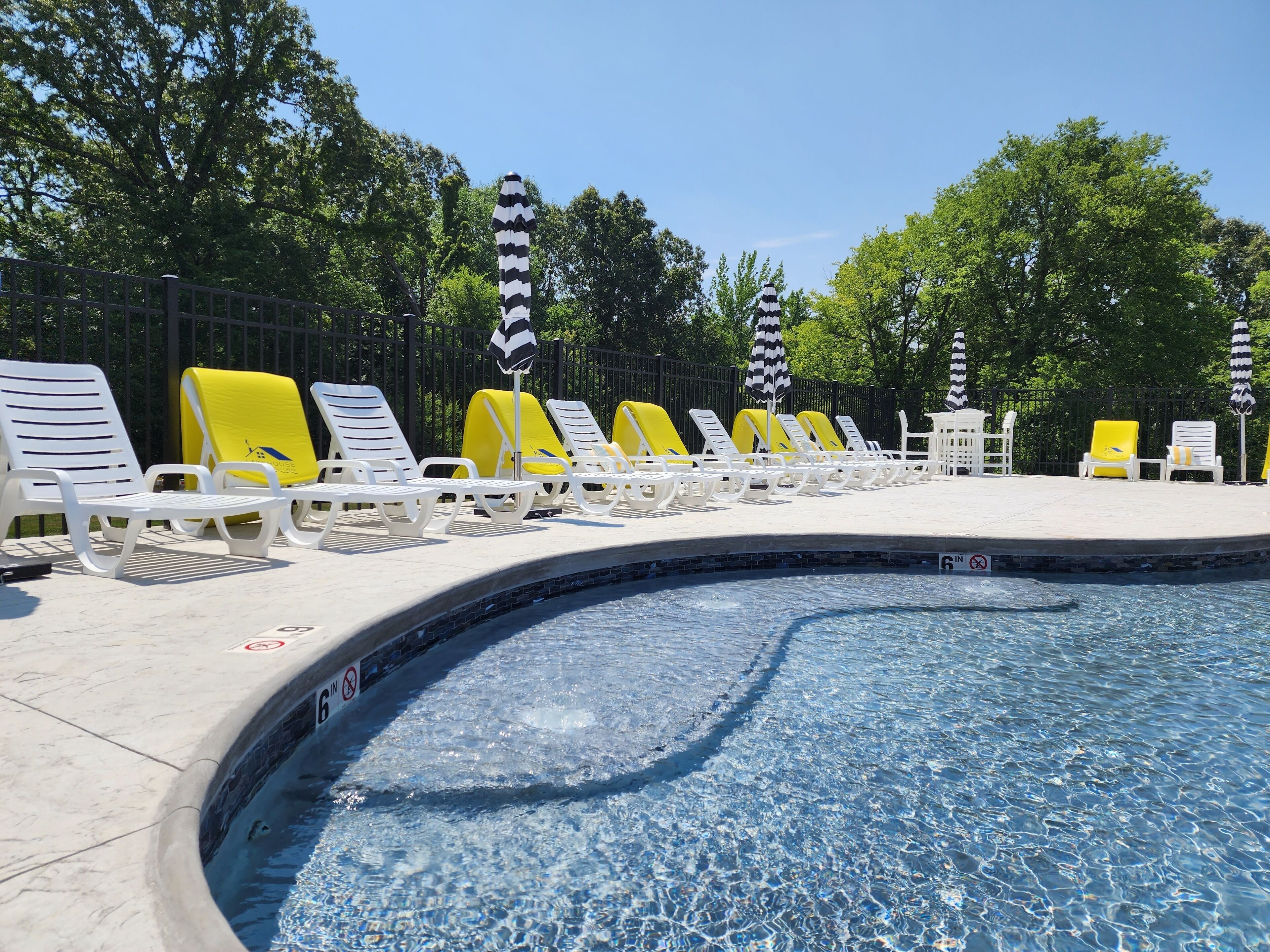 The Lakehouse Inn at Sledd Creek