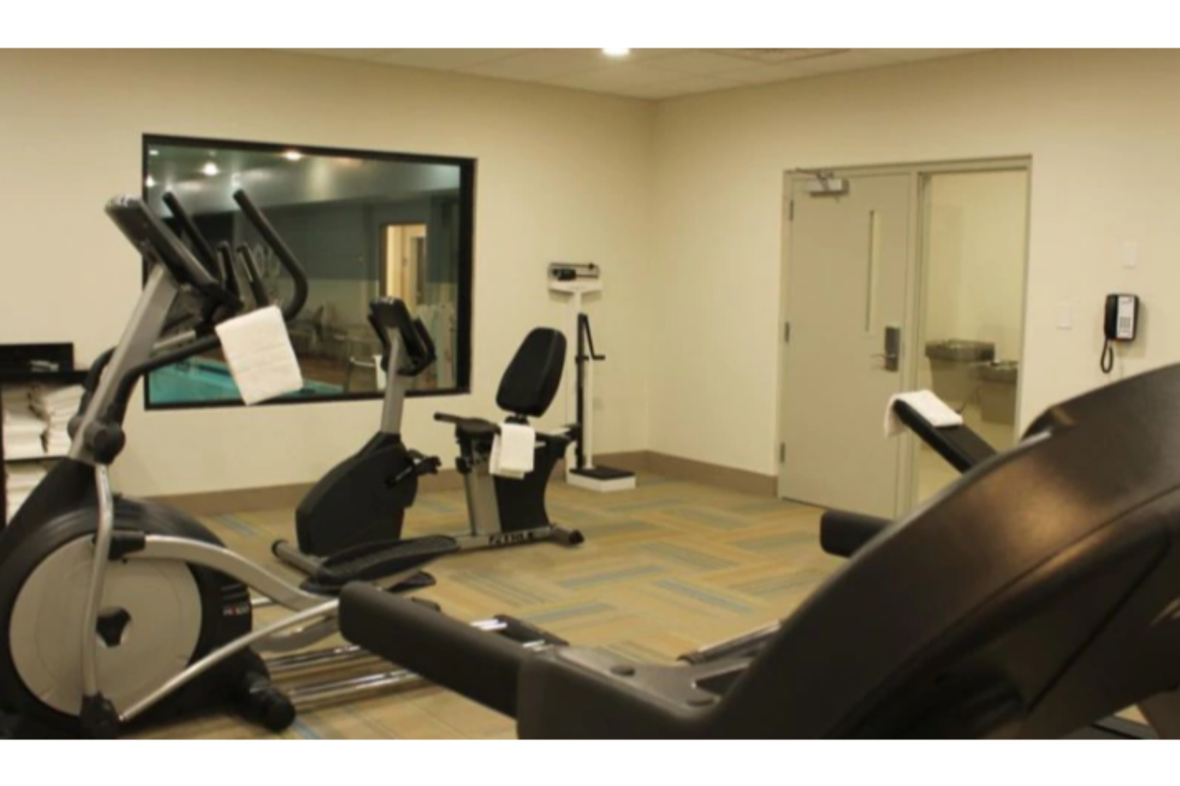 Holiday Inn Express & Suites Glasgow