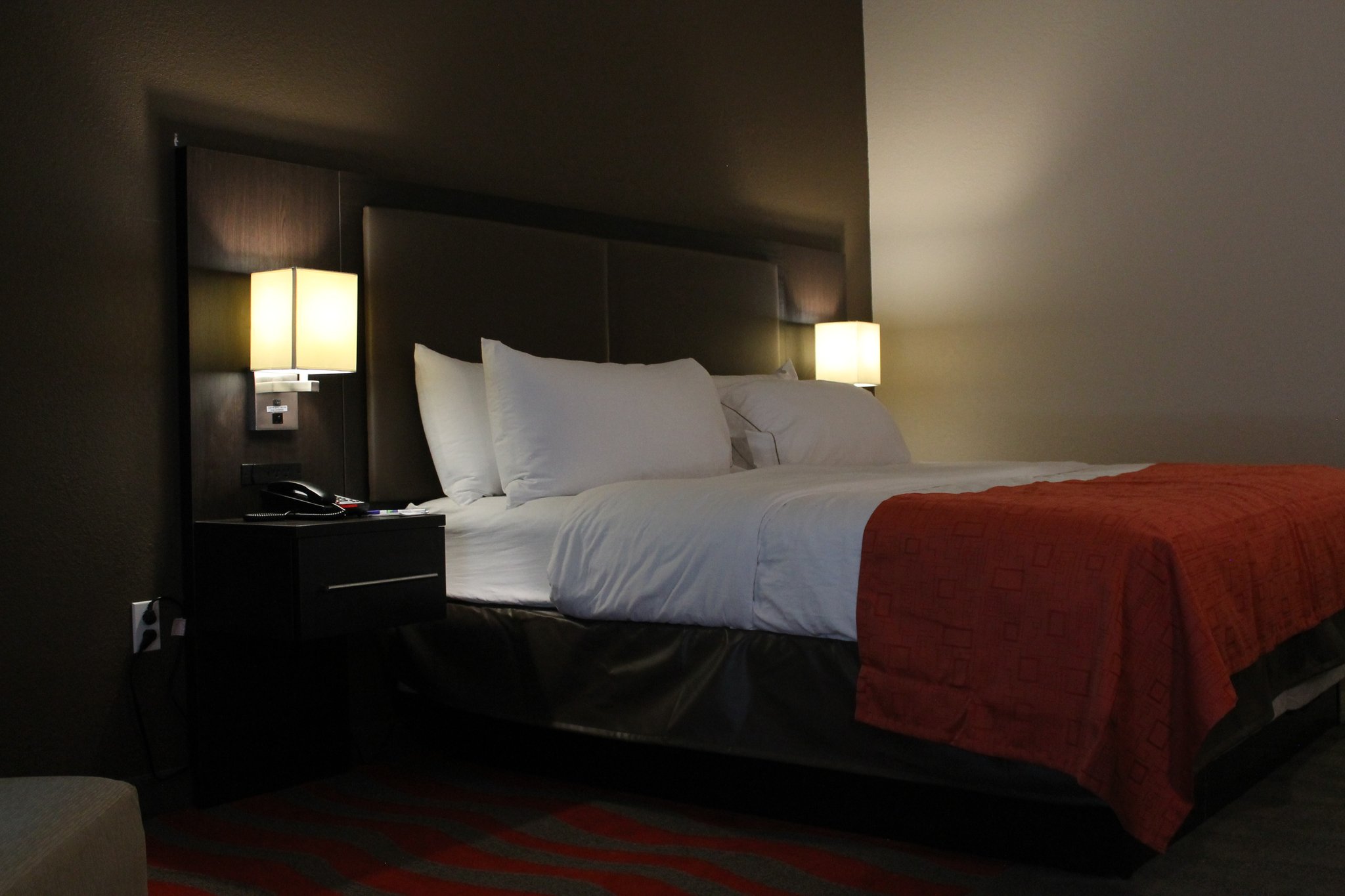Holiday Inn Express & Suites Glasgow