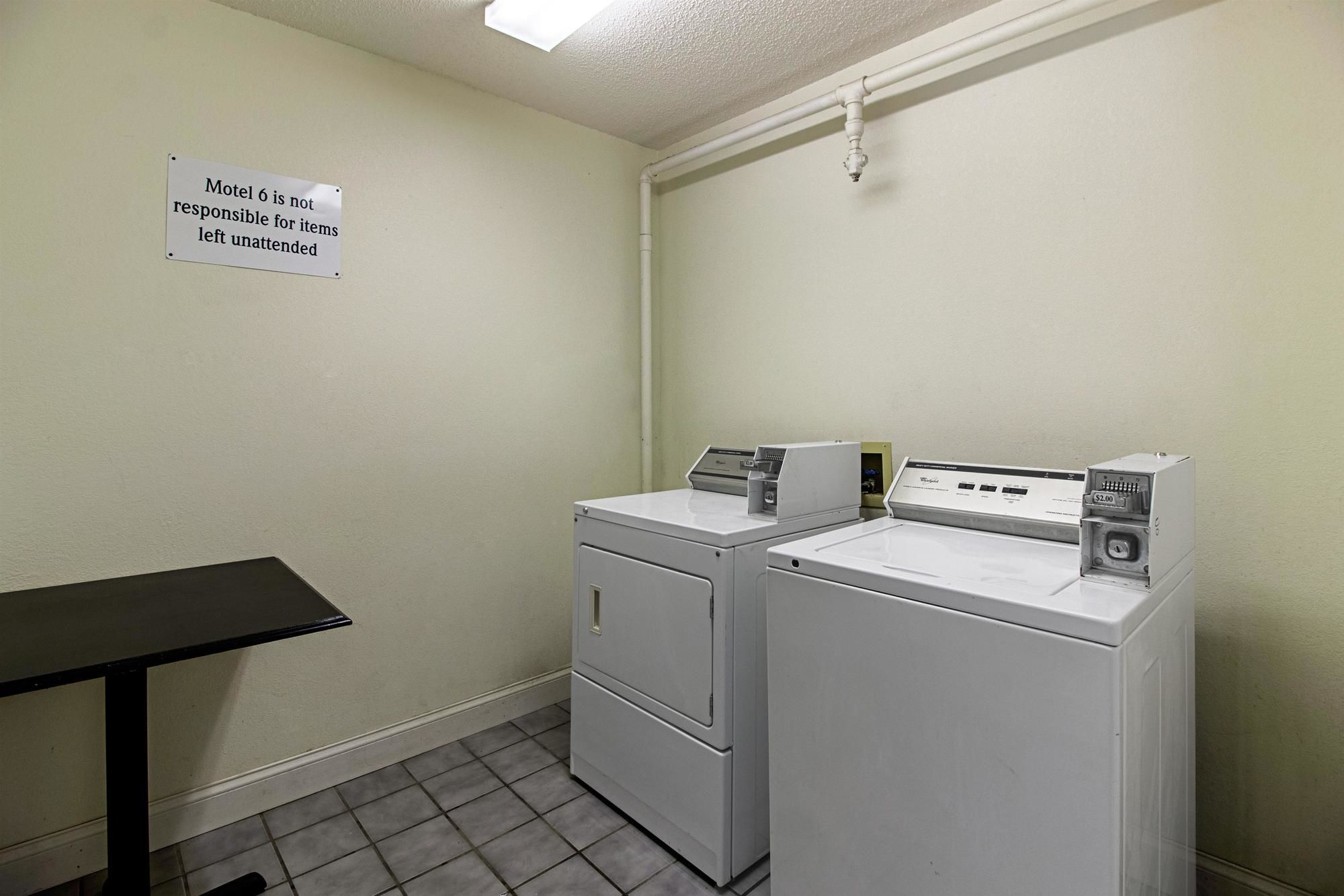 Motel 6 Grand Rivers, KY