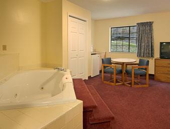 Brookshire Inn