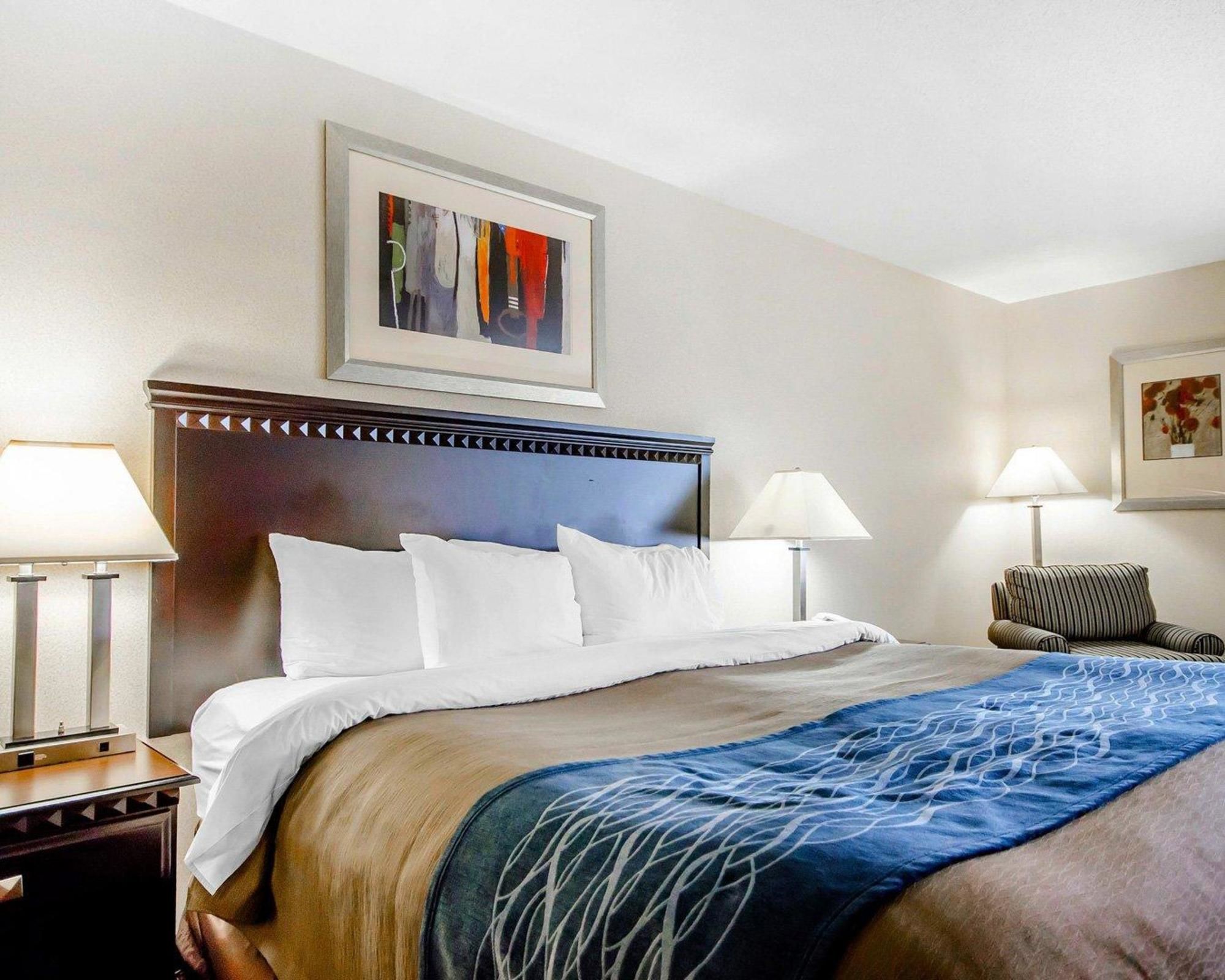 Comfort Inn & Suites