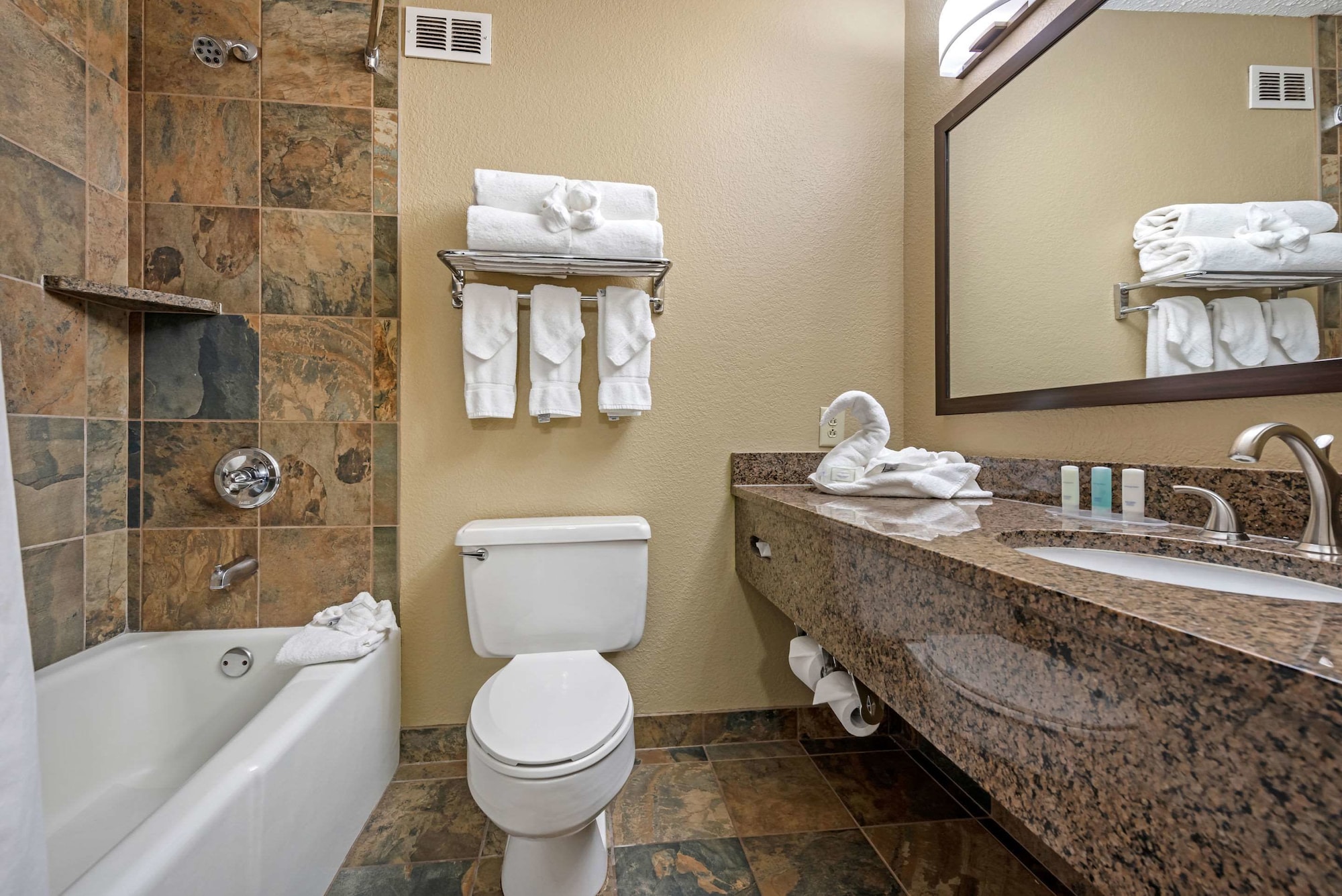 Clarion Hotel Conference Center - North