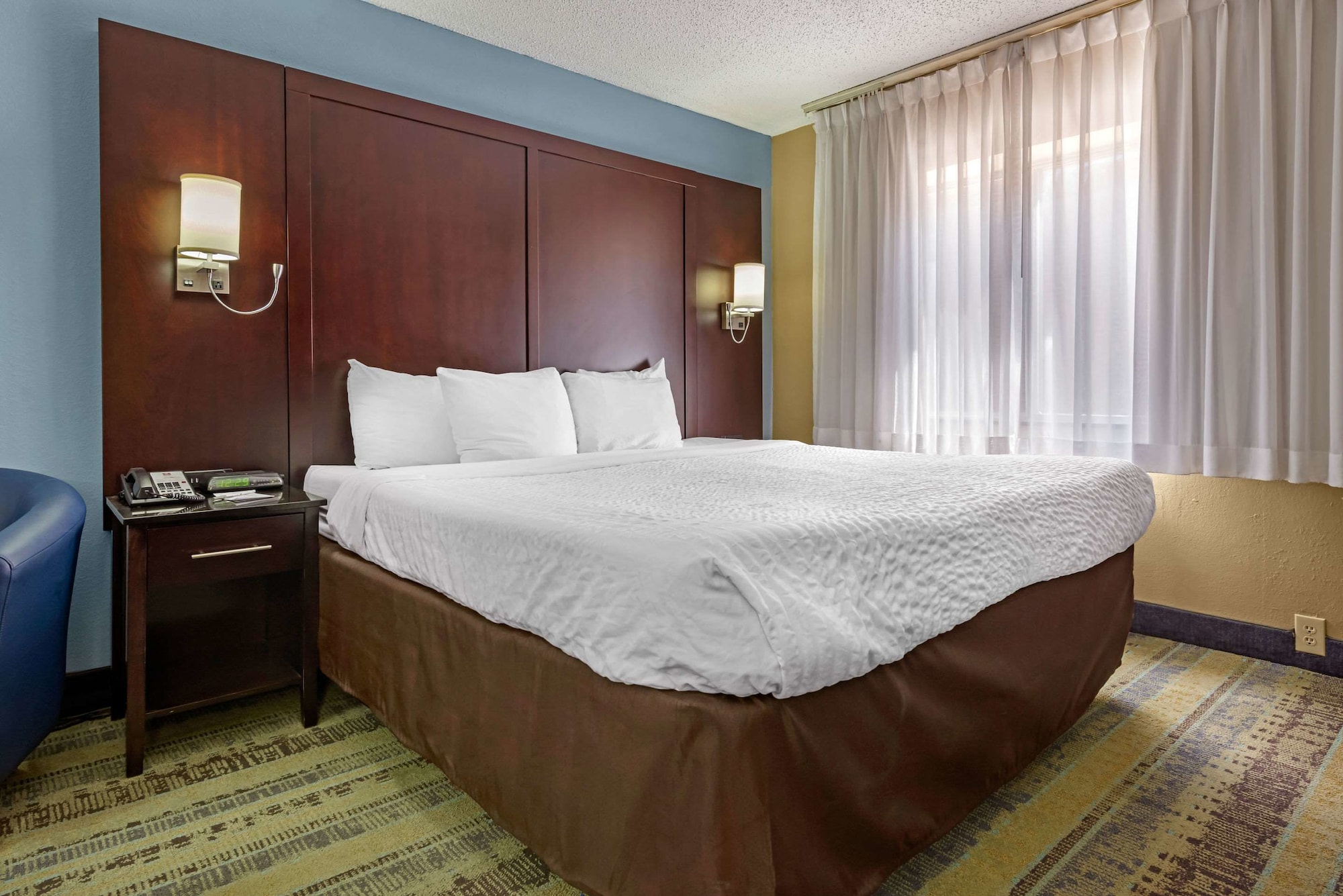 Clarion Hotel Conference Center - North