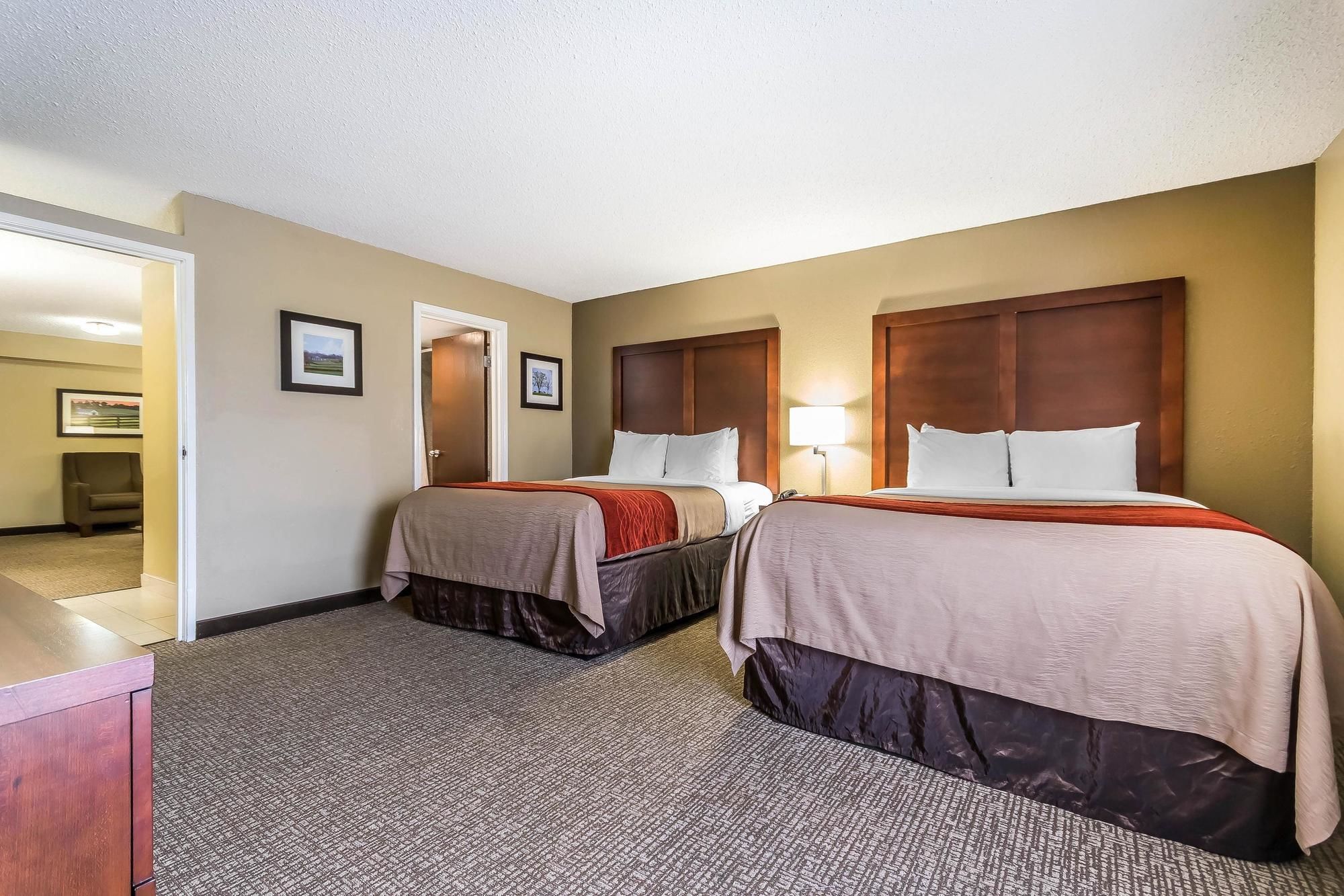 Comfort Inn & Suites