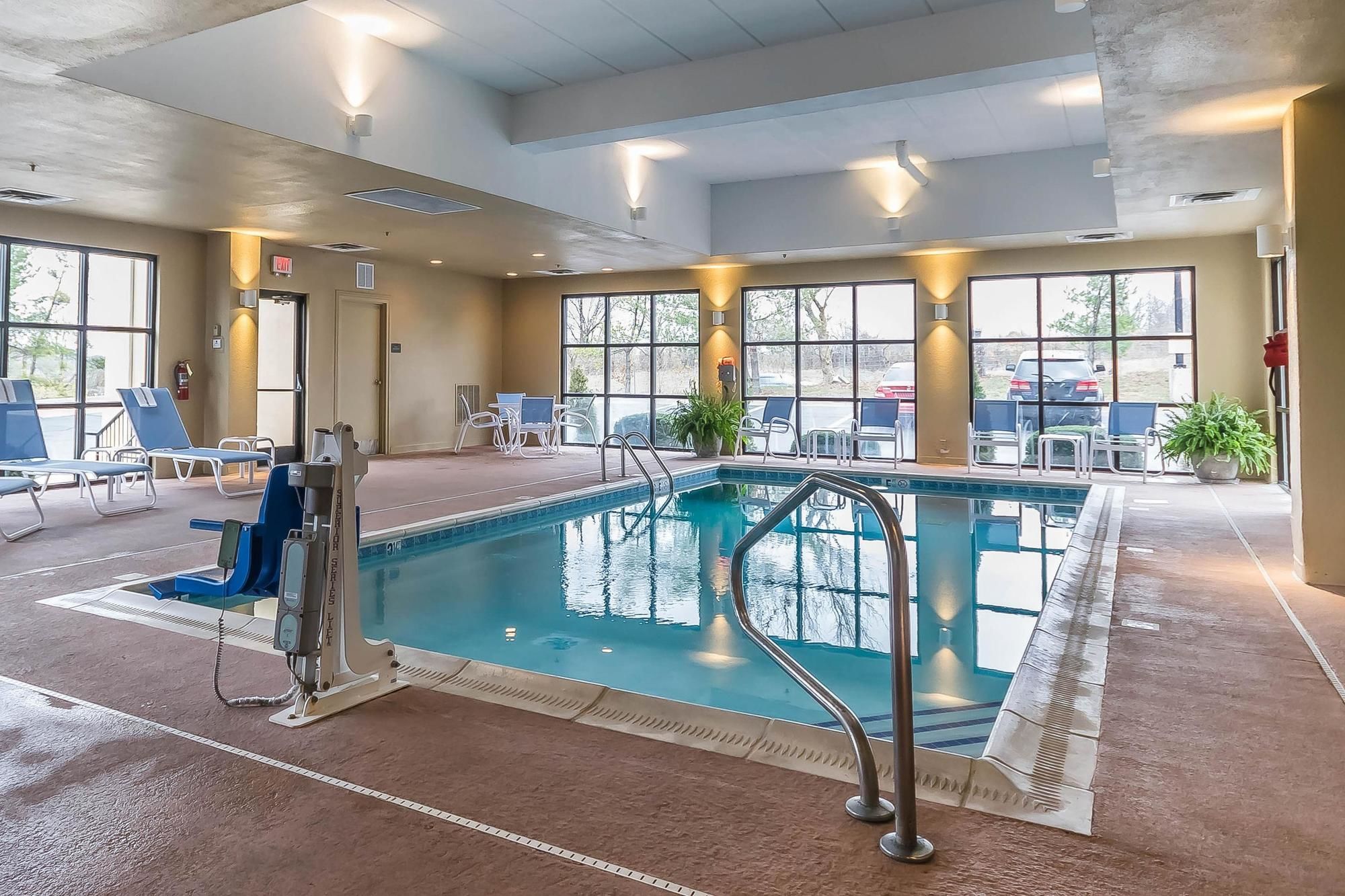 Comfort Inn & Suites