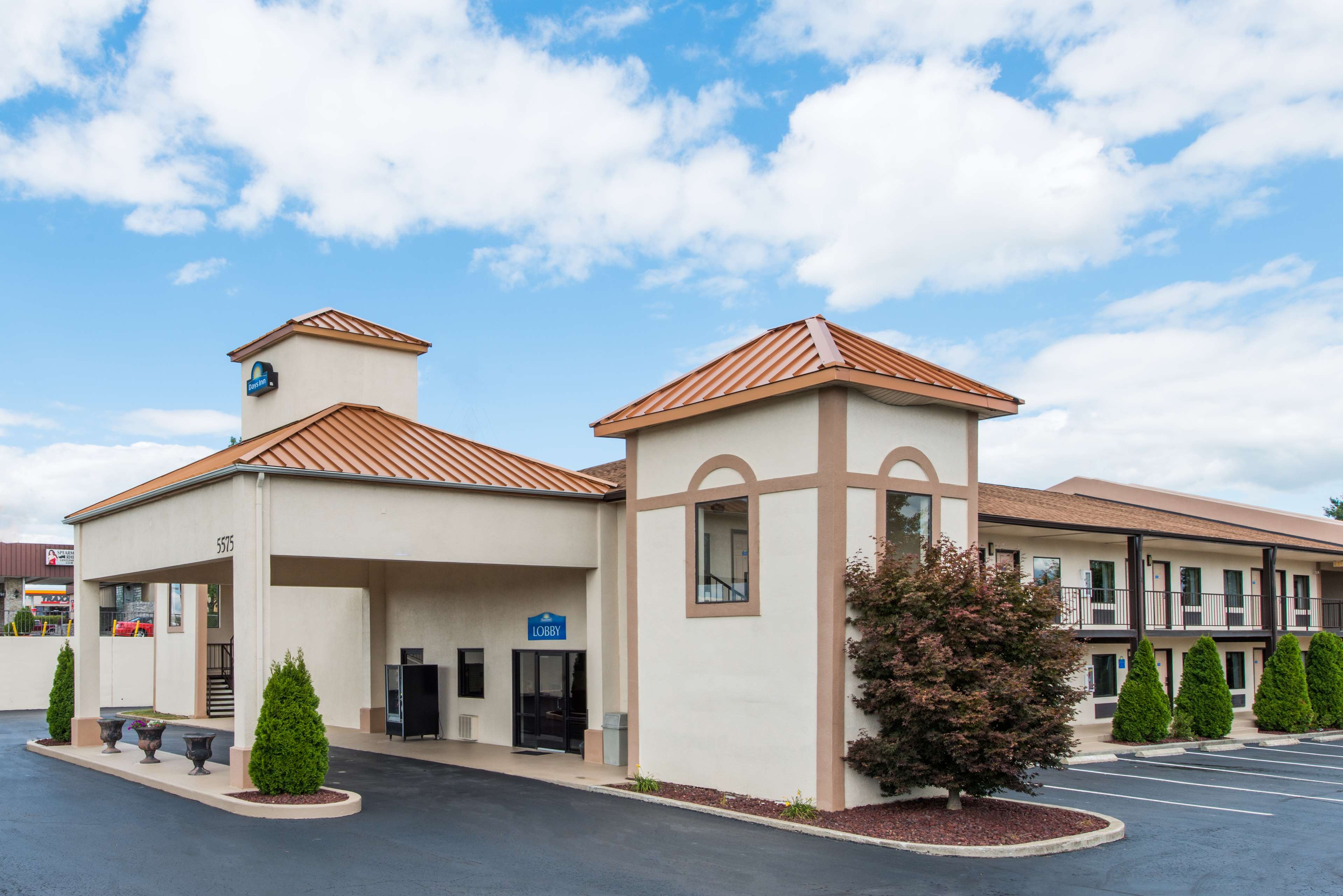 Days Inn by Wyndham Lexington Southeast