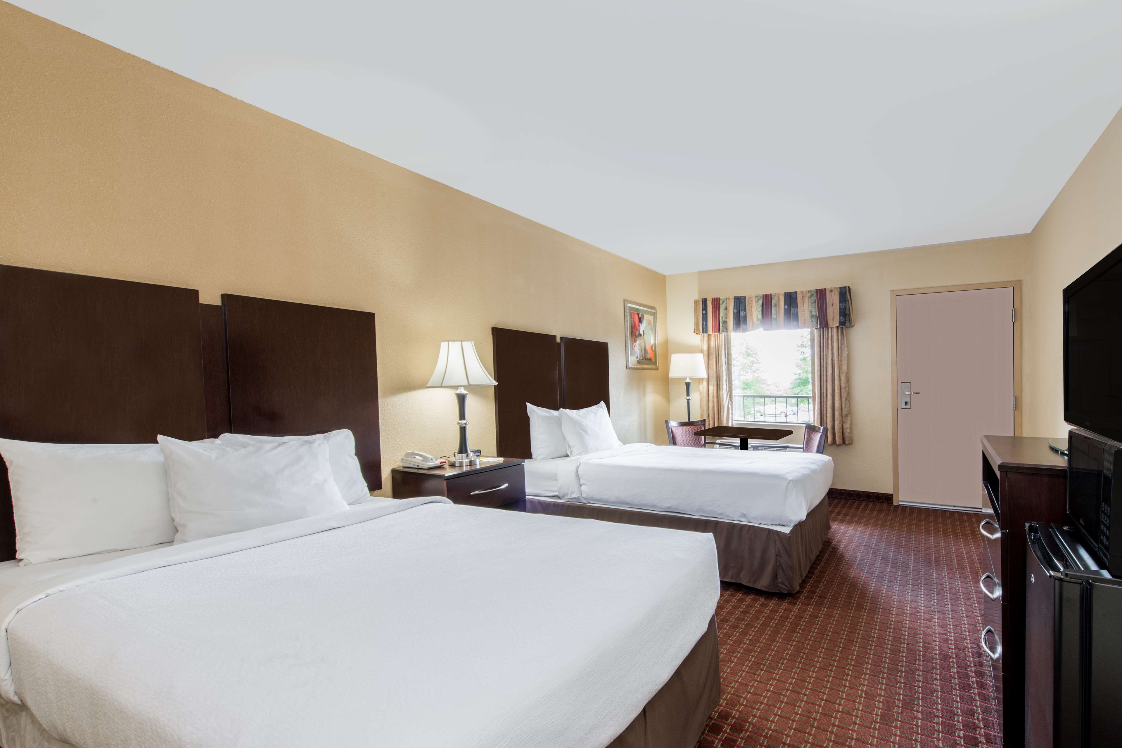Days Inn by Wyndham Lexington Southeast