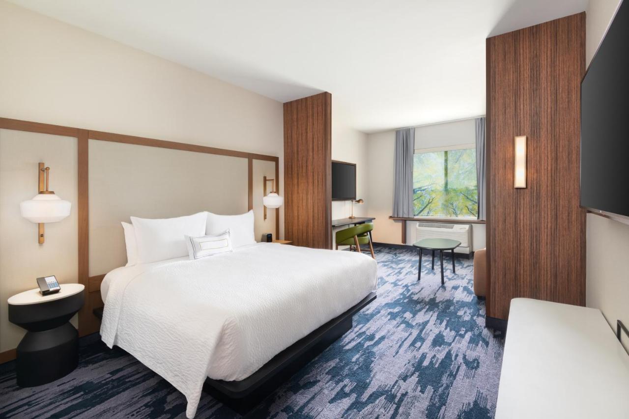 Fairfield Inn & Suites Lexington East I-75