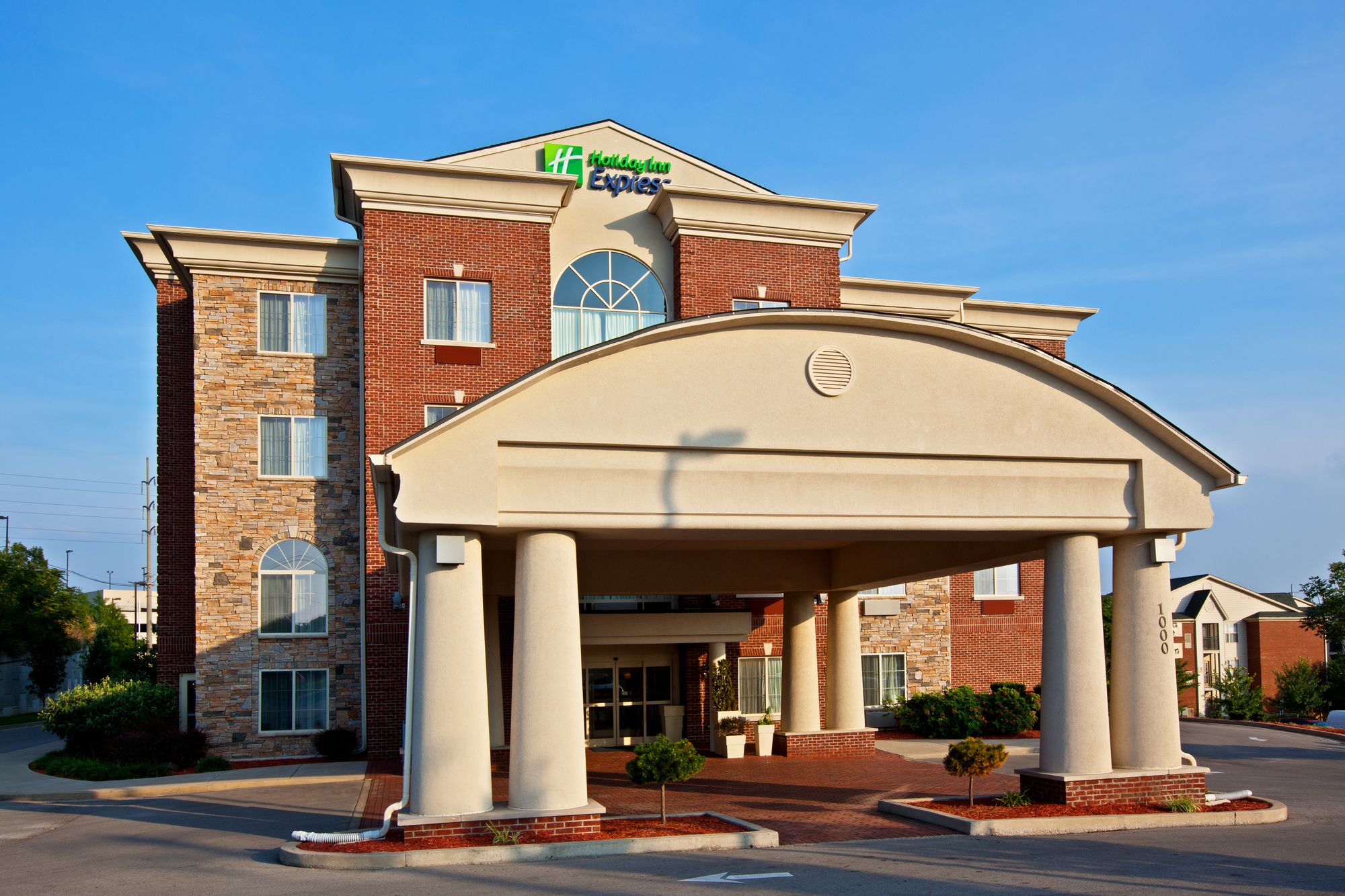 Holiday Inn Express & Suites Lexington-Downtown/University