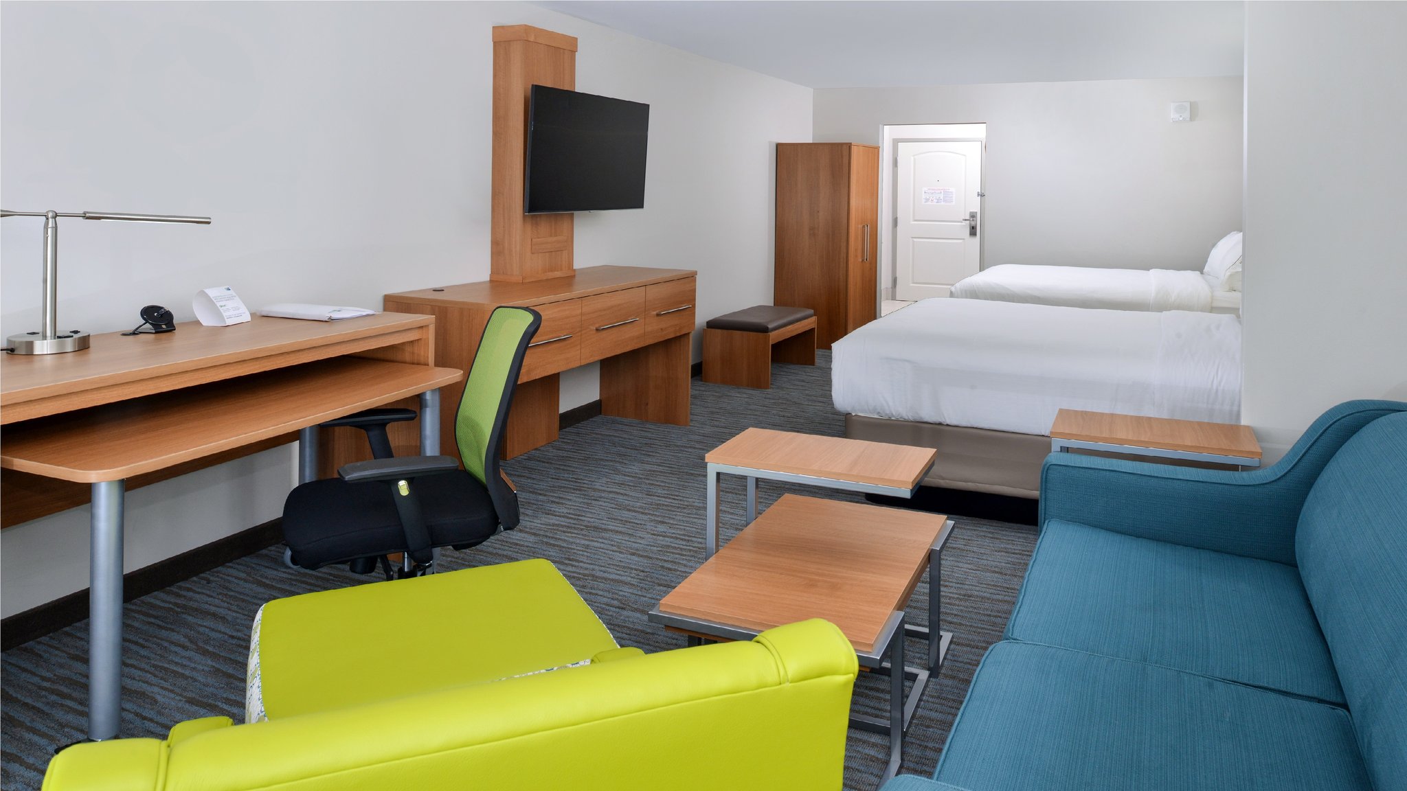 Holiday Inn Express & Suites Lexington - Hamburg Area