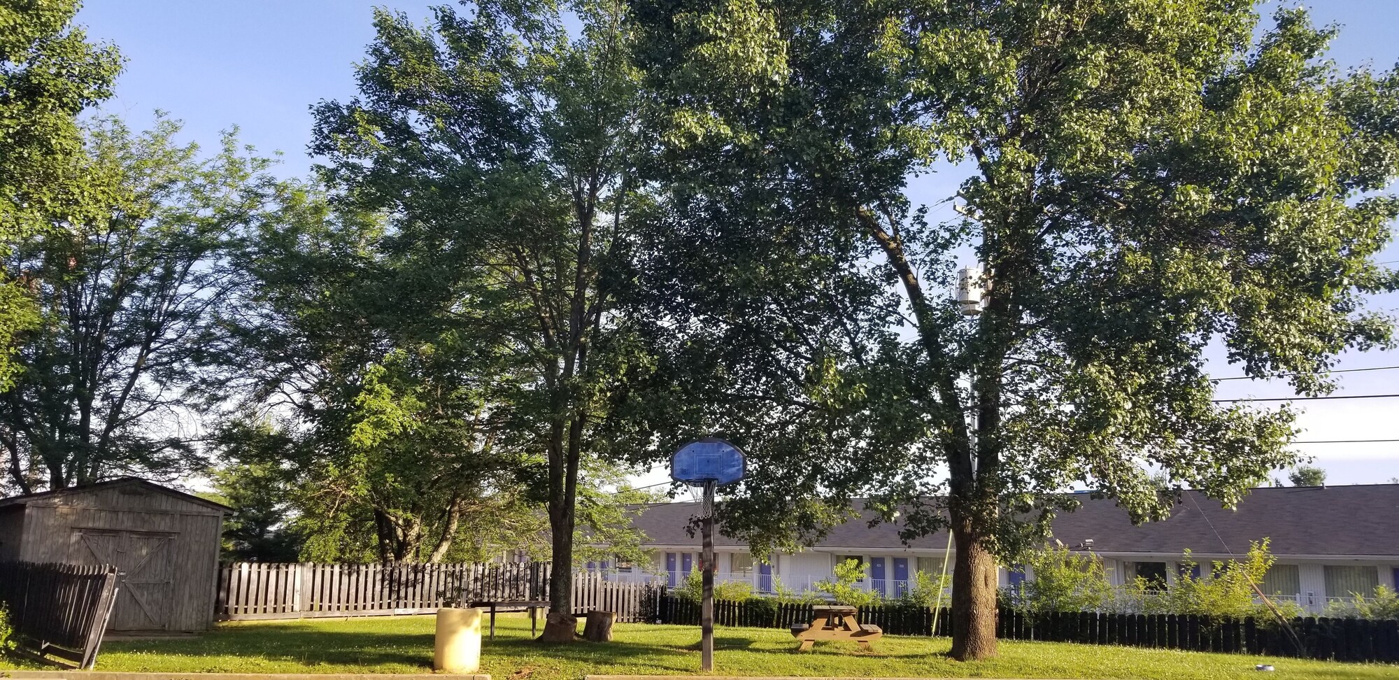 Super 8 by Wyndham Lexington Winchester Rd