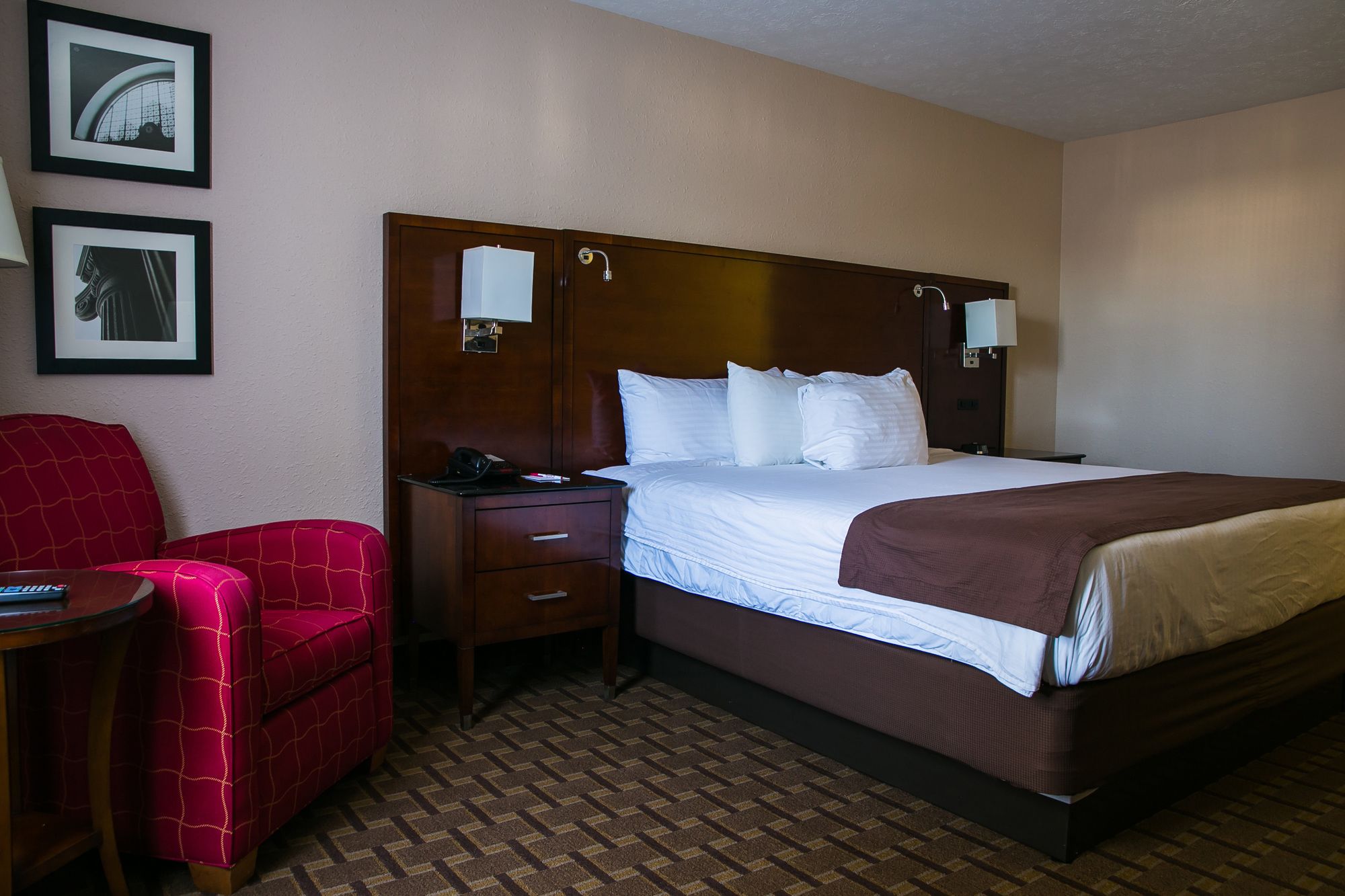Breckinridge Inn