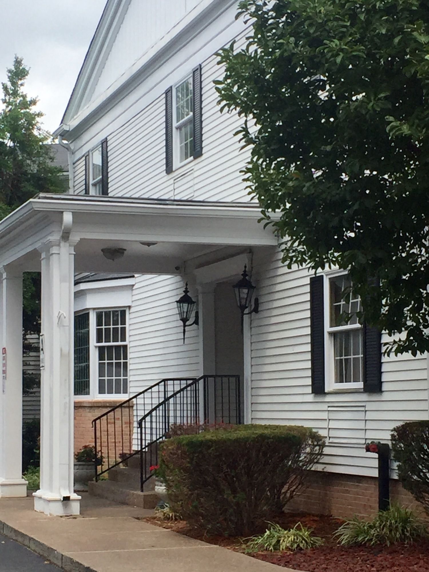 Breckinridge Inn