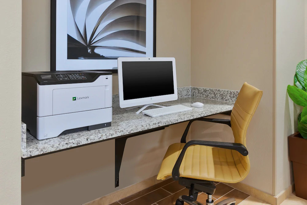 Candlewood Suites Louisville - NE Downtown Area