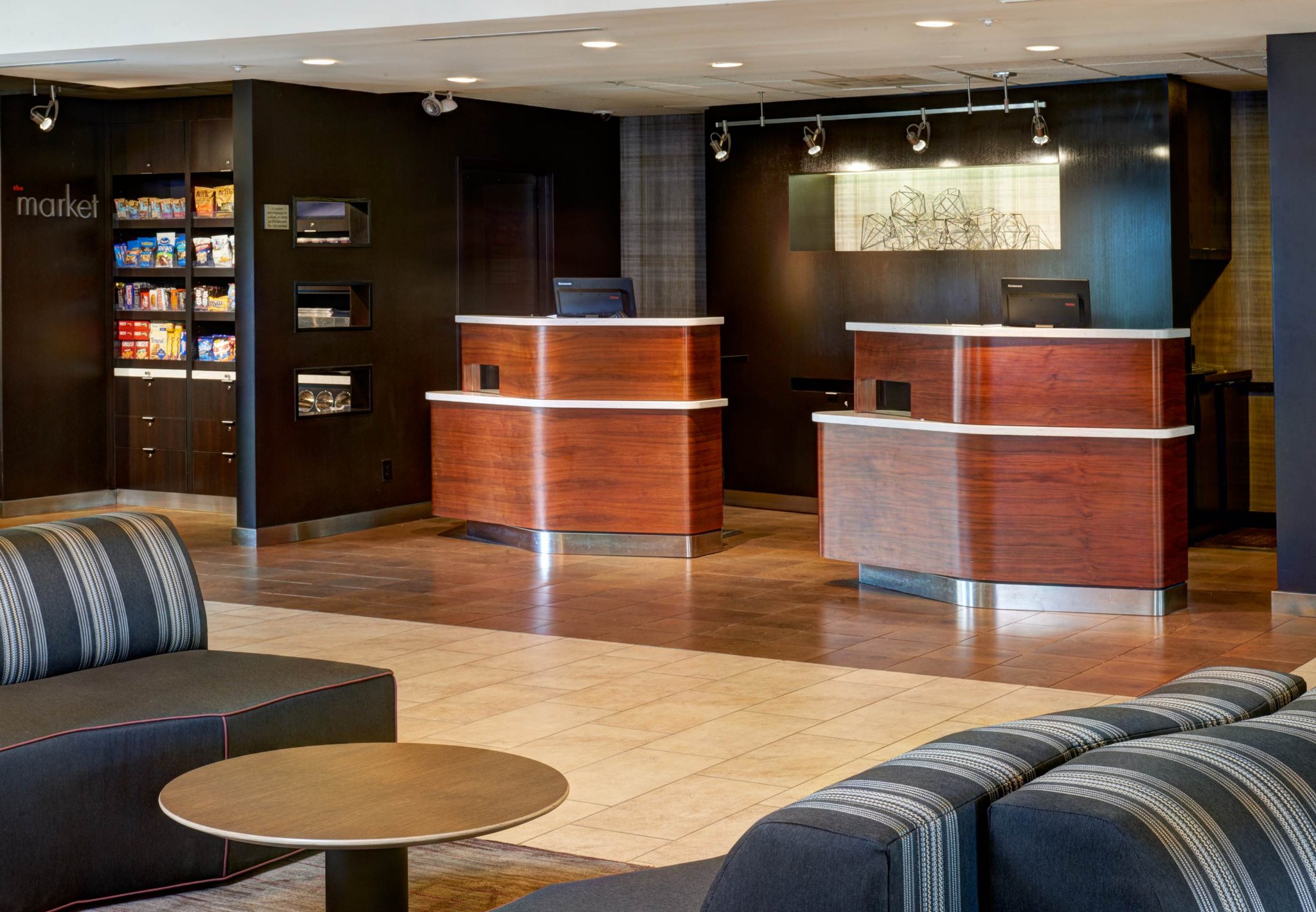 Courtyard Louisville East