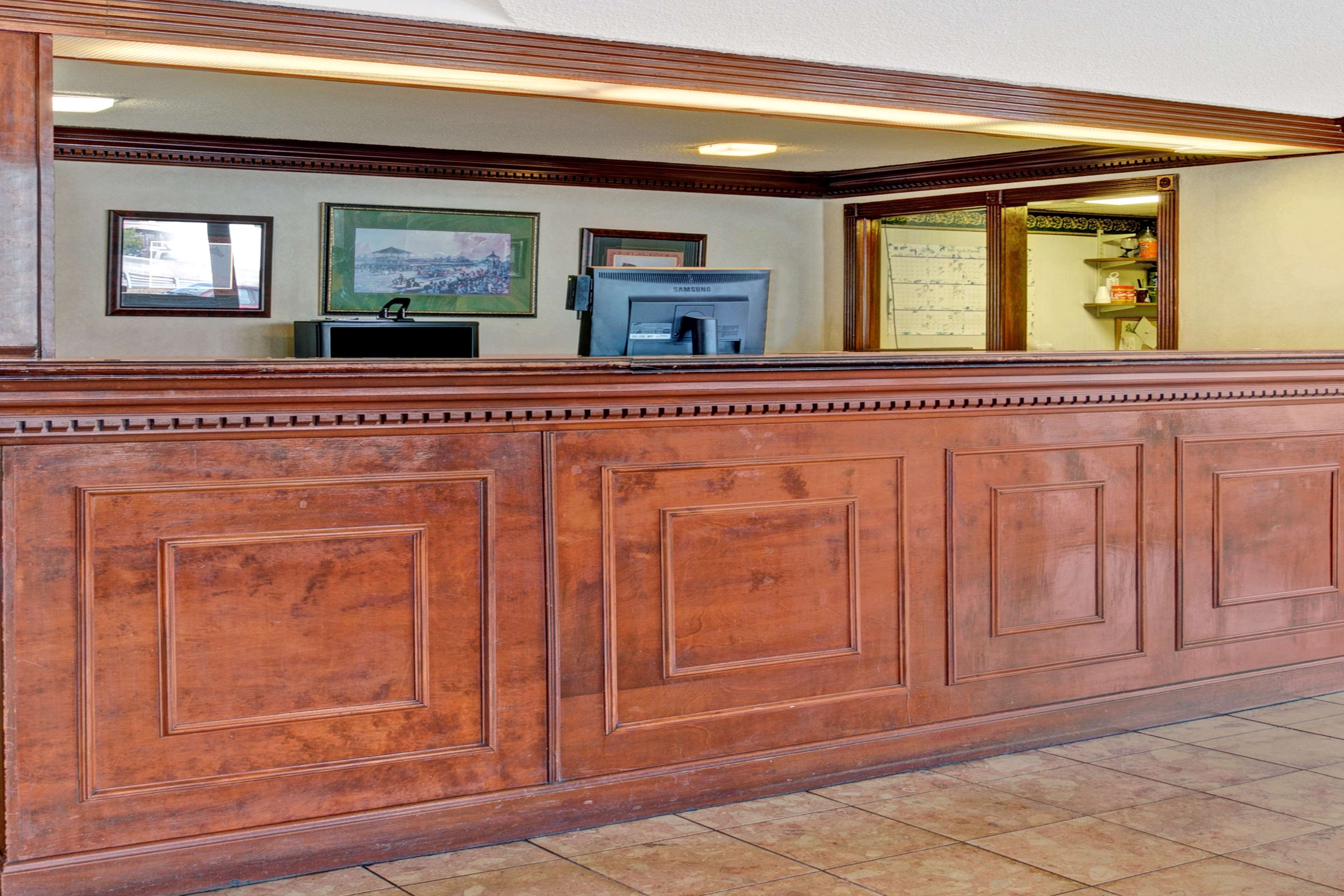 Clarion Inn