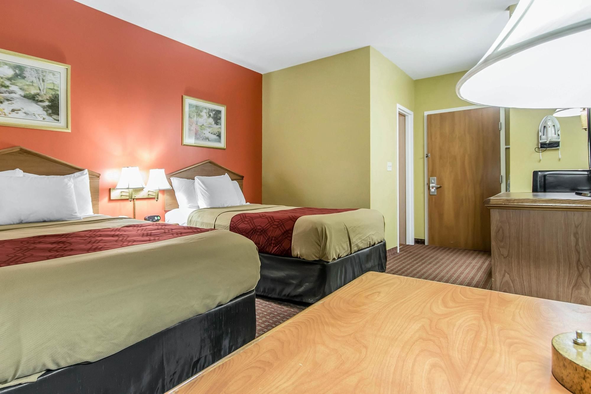Econo Lodge Louisville