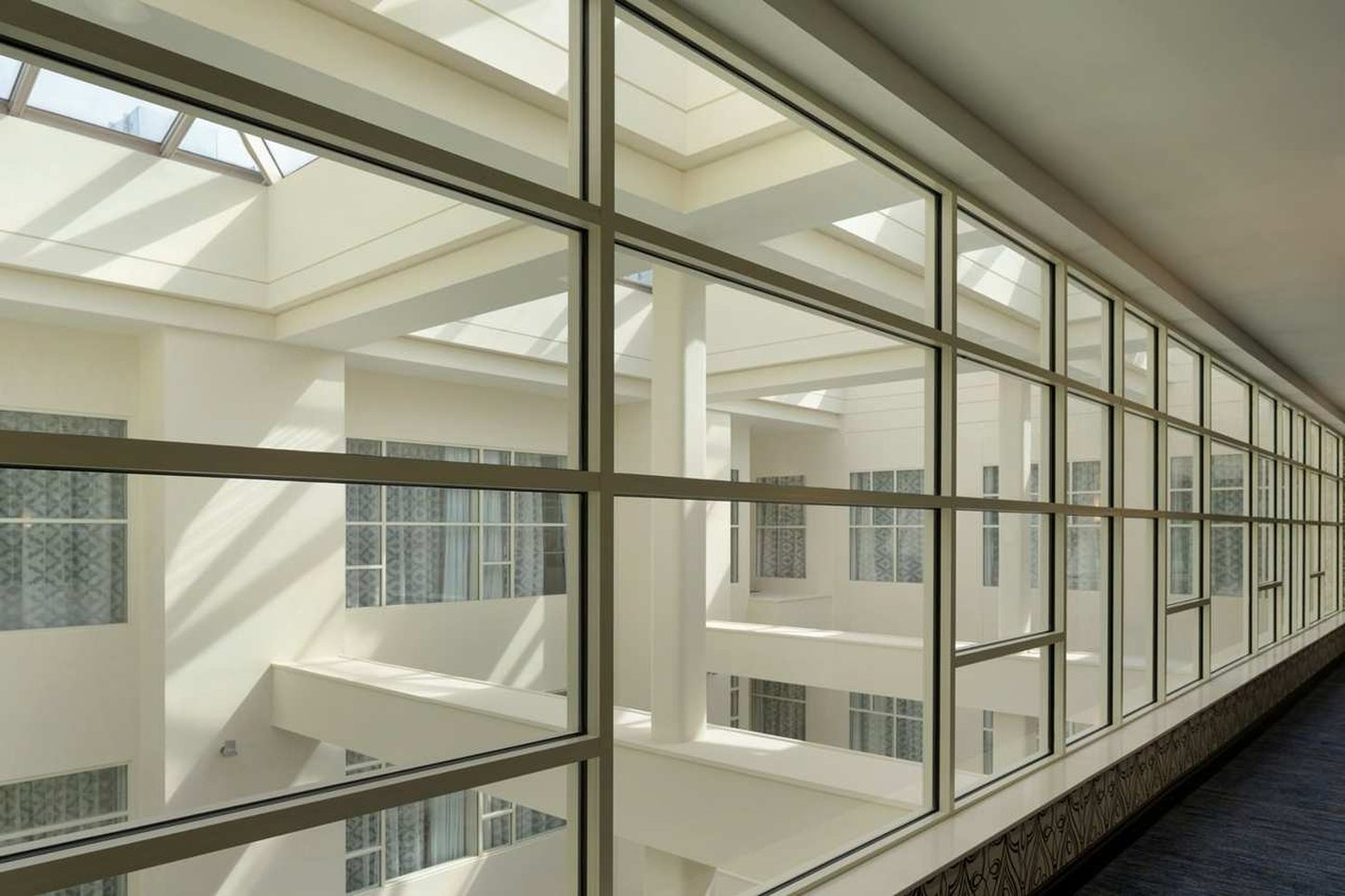 Embassy Suites by Hilton Louisville Downtown