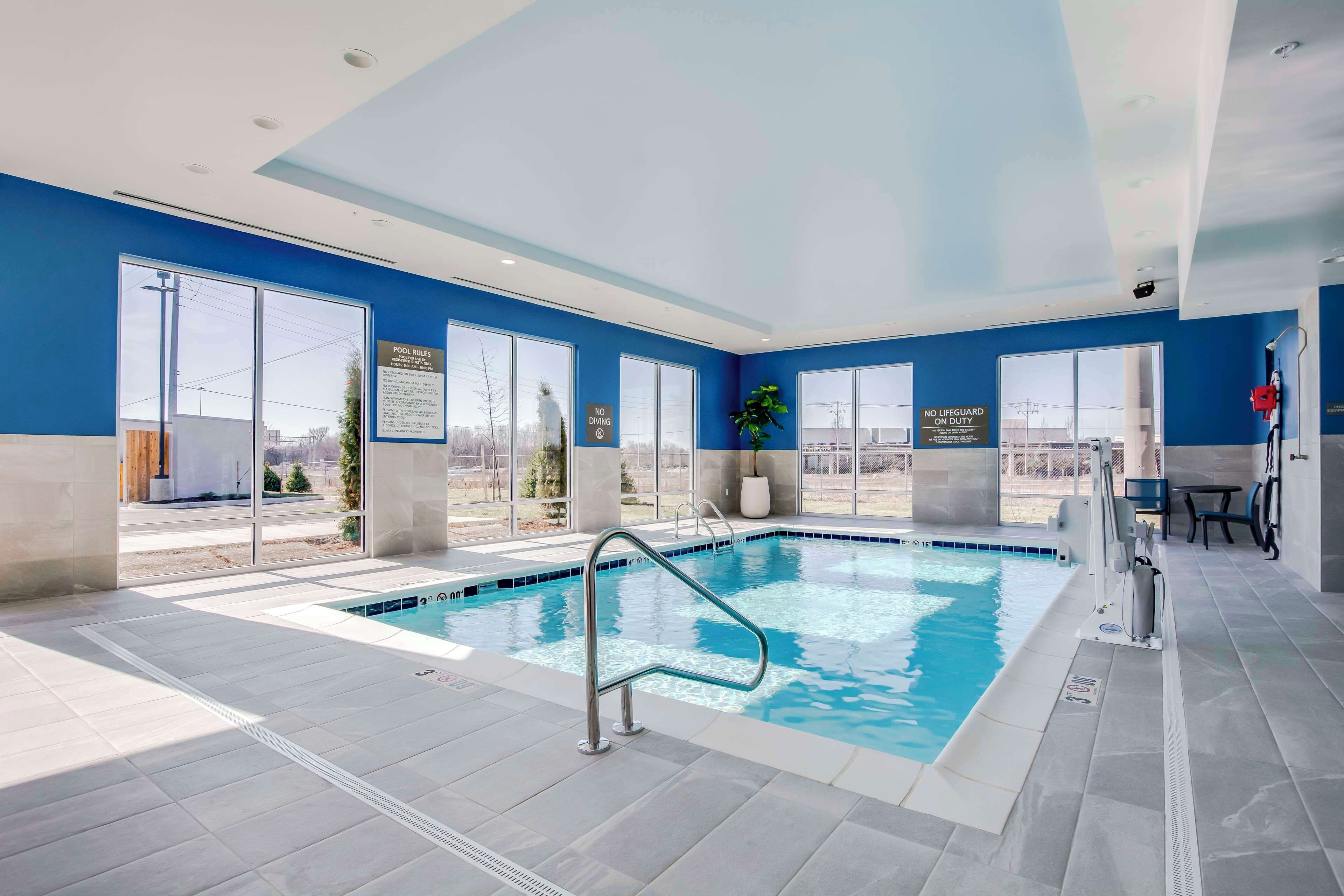 Hampton Inn & Suites by Hilton Louisville East Oxmoor